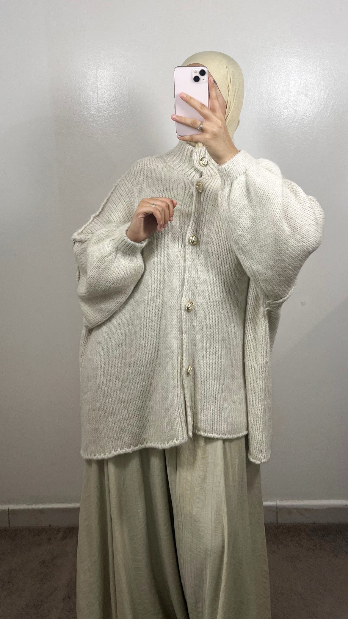 GILET BOUTONNÉ EN LAINE BEIGE