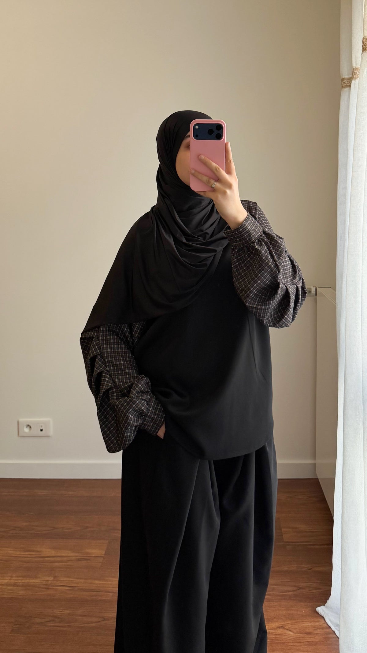 SWEAT BI-MATIÈRE NOIR