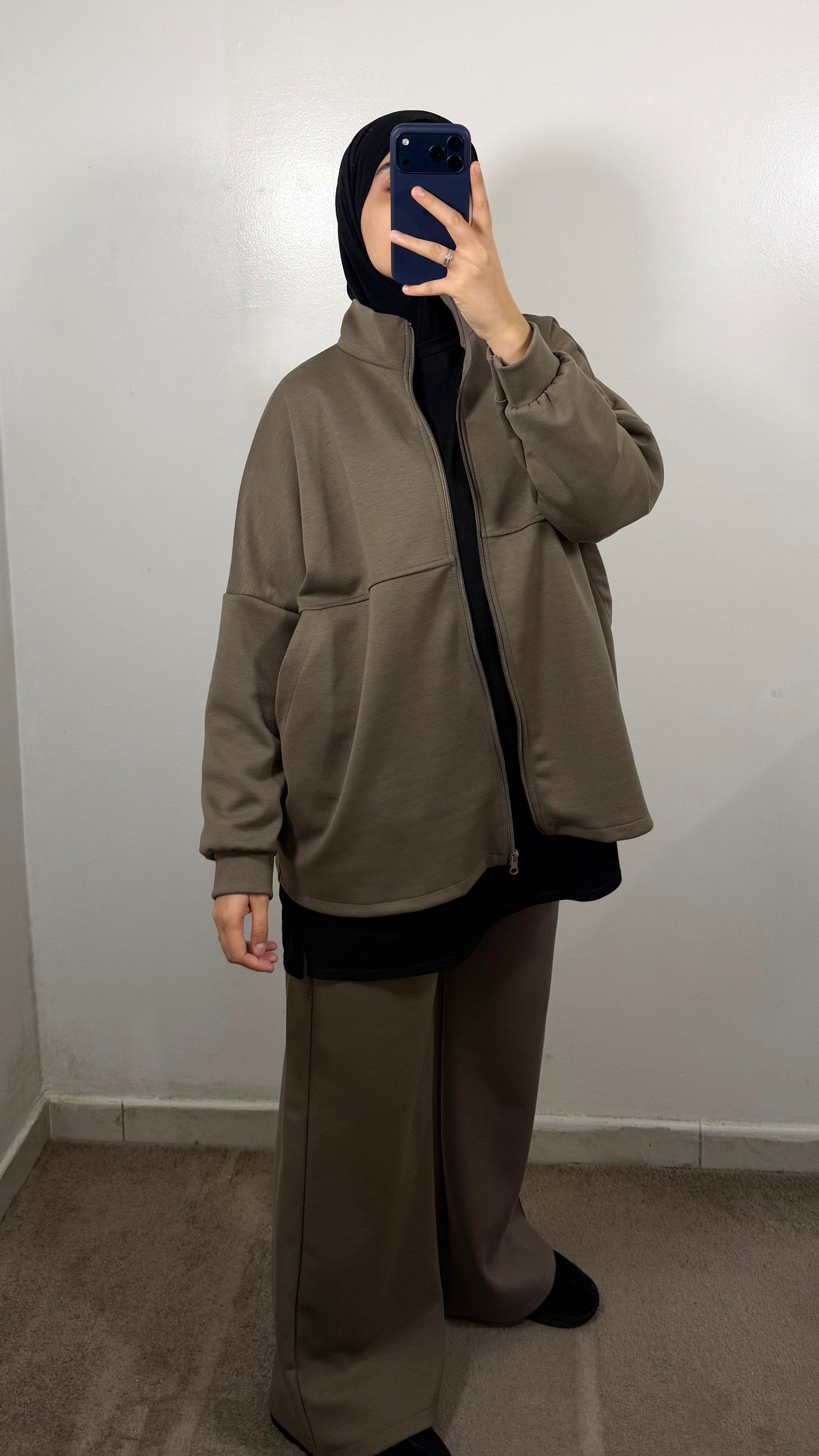 ENSEMBLE COMFY TAUPE