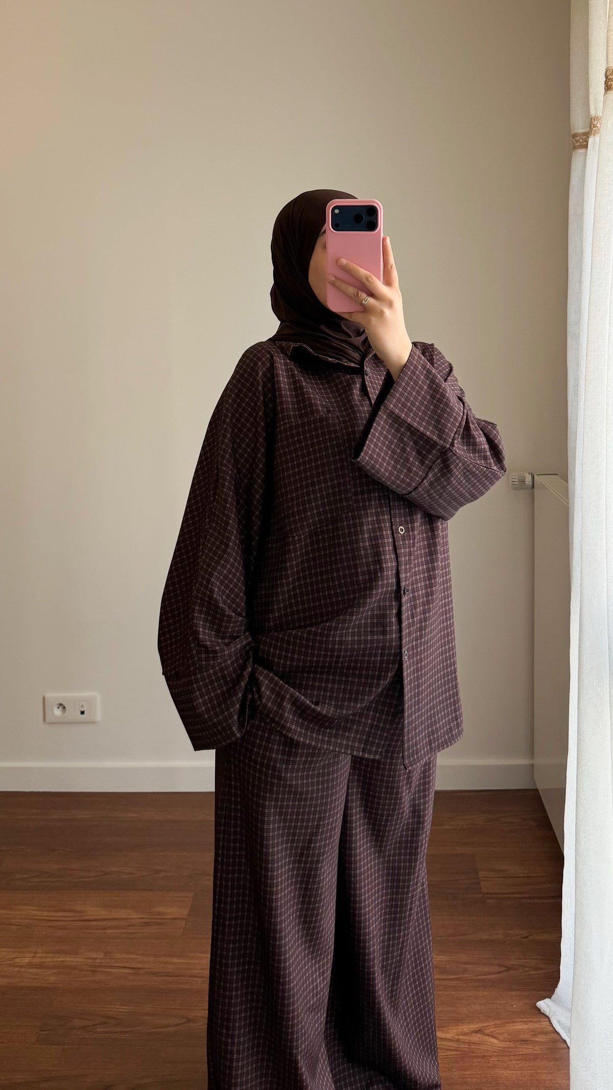 ENSEMBLE CHEMISE + PANTALON MOTIF CARREAUX MARRON