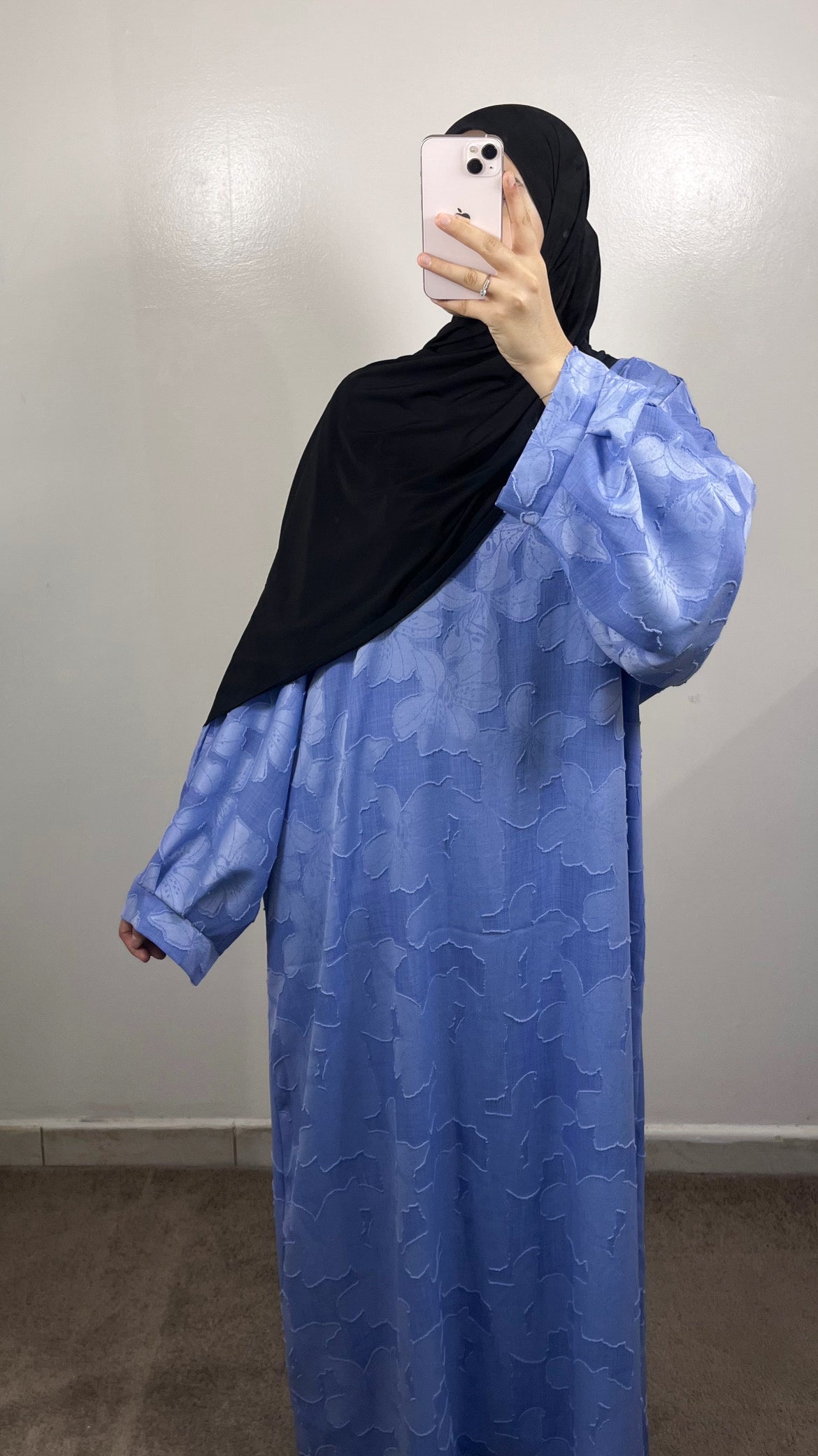 ABAYA MOTIF FLEUR BLEU