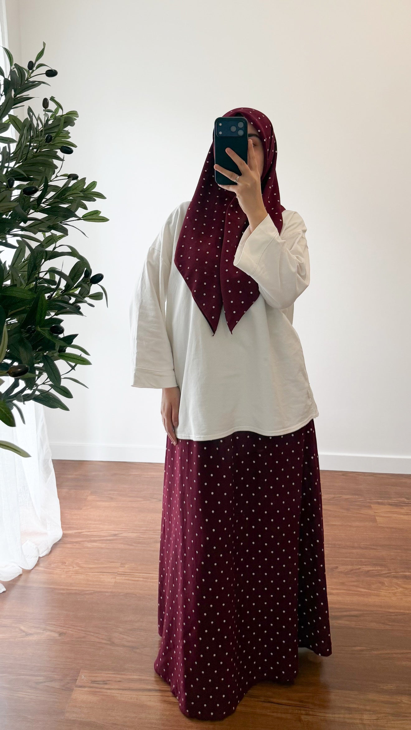 ENSEMBLE CARRÉ DE COTON + JUPE À POIS BORDEAU