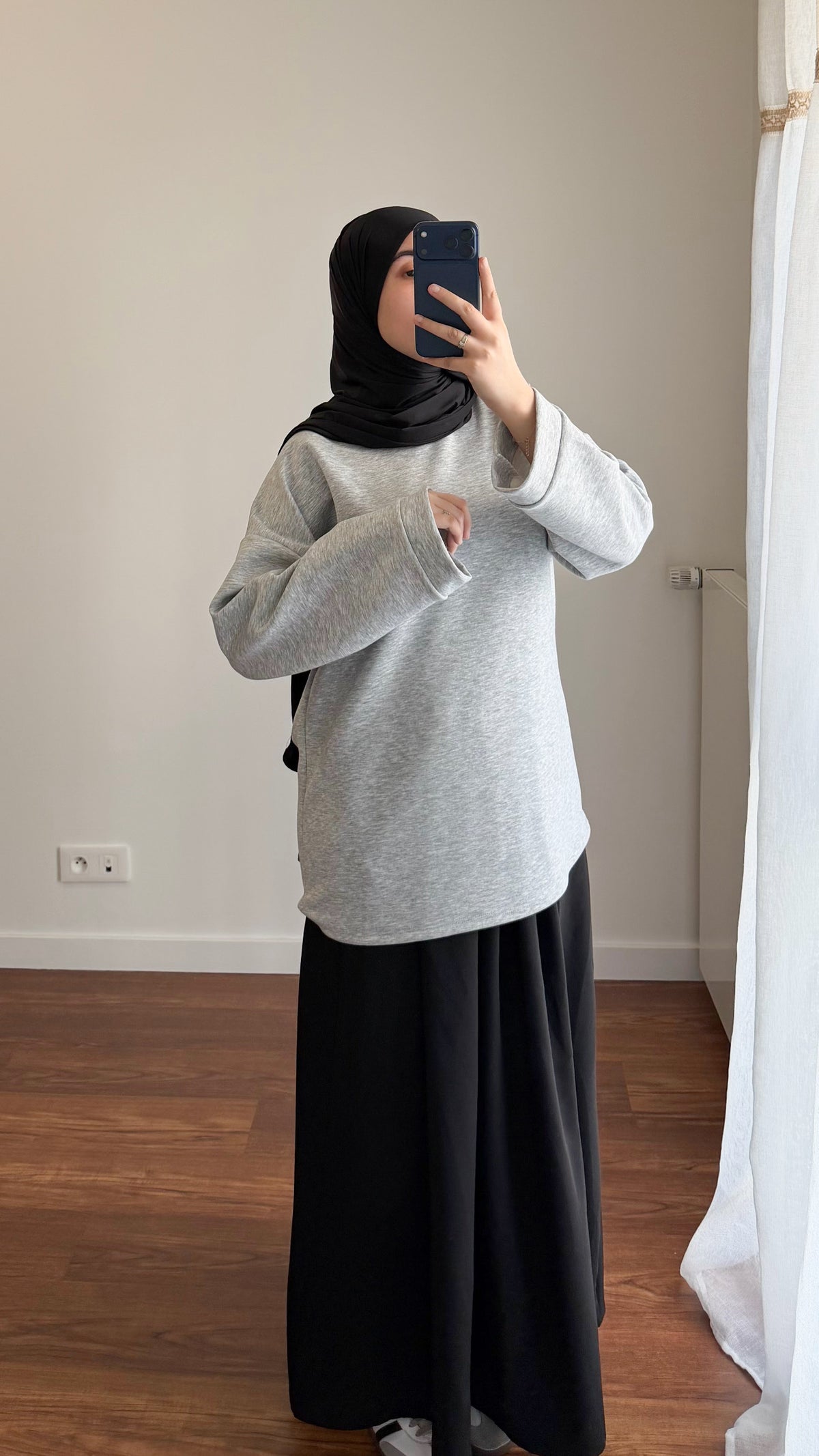 T-SHIRT ÉPAIS GRIS