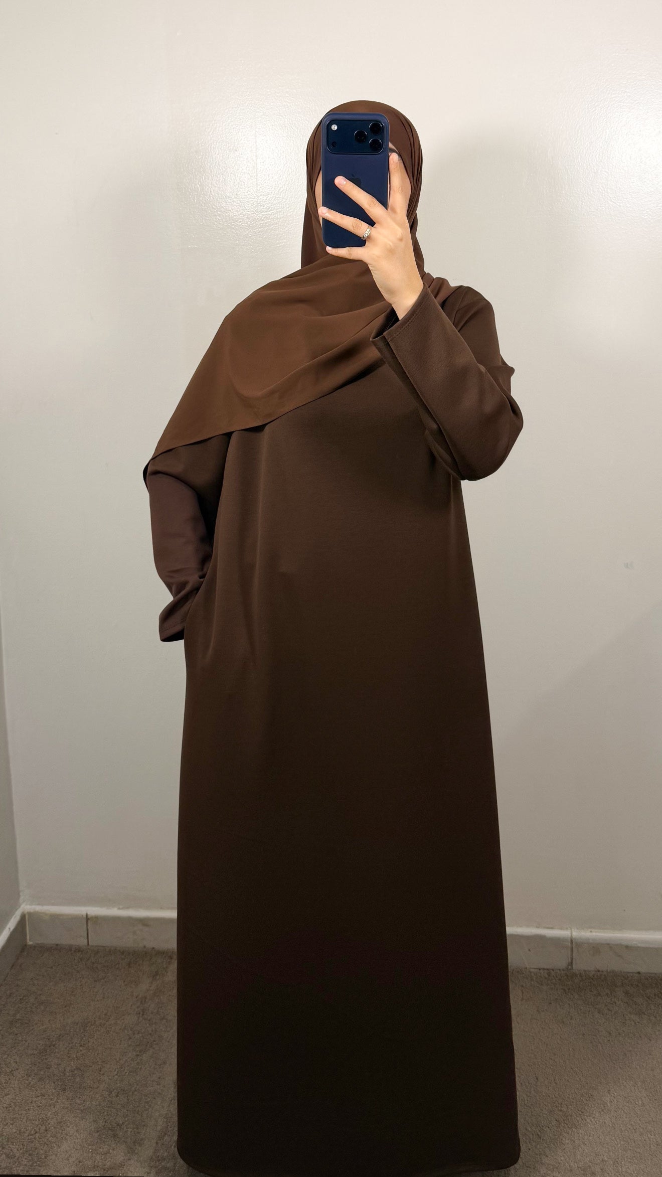 ROBE SWEAT COL MONTANT MARRON