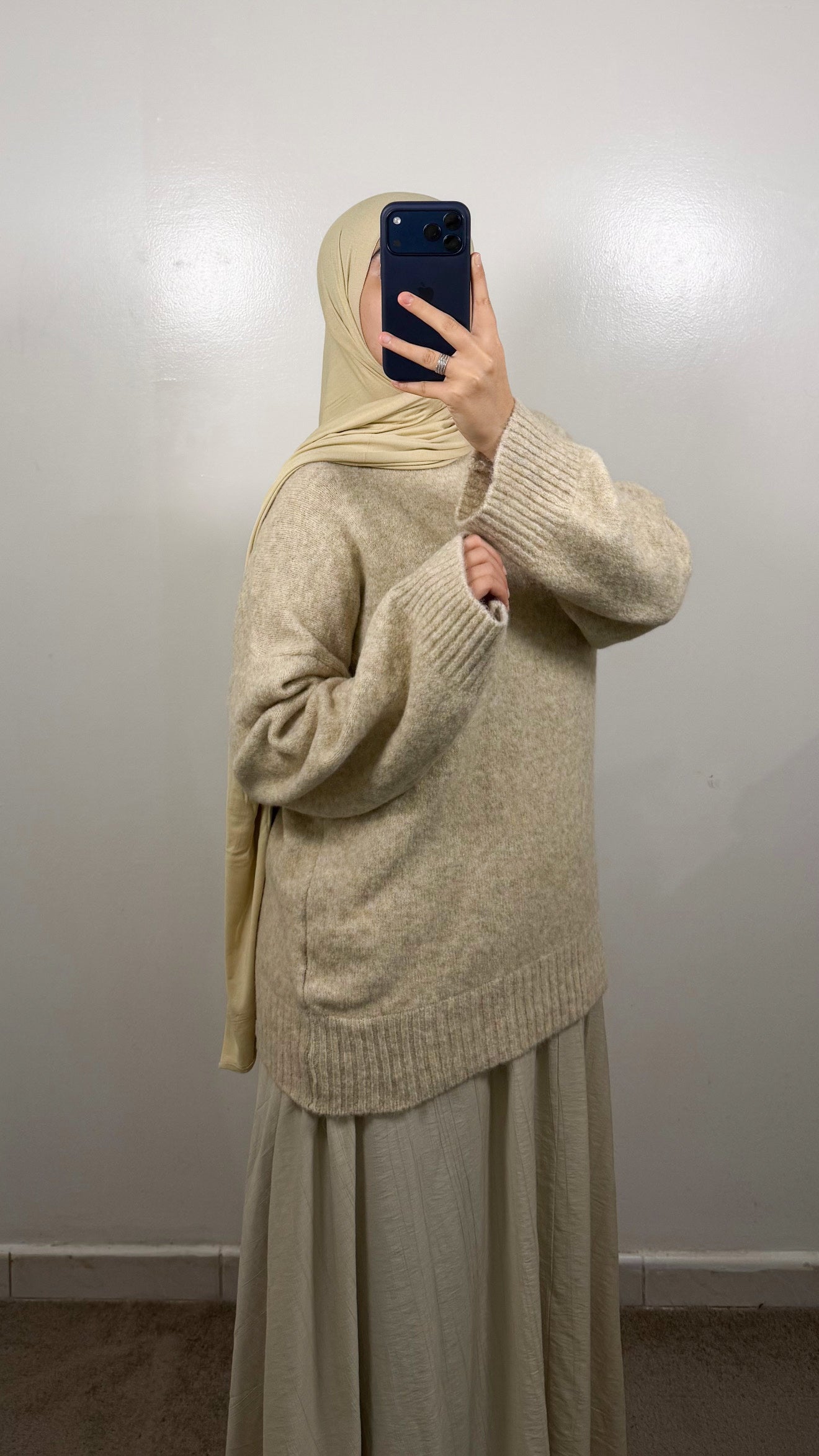 PULL INAYA BEIGE