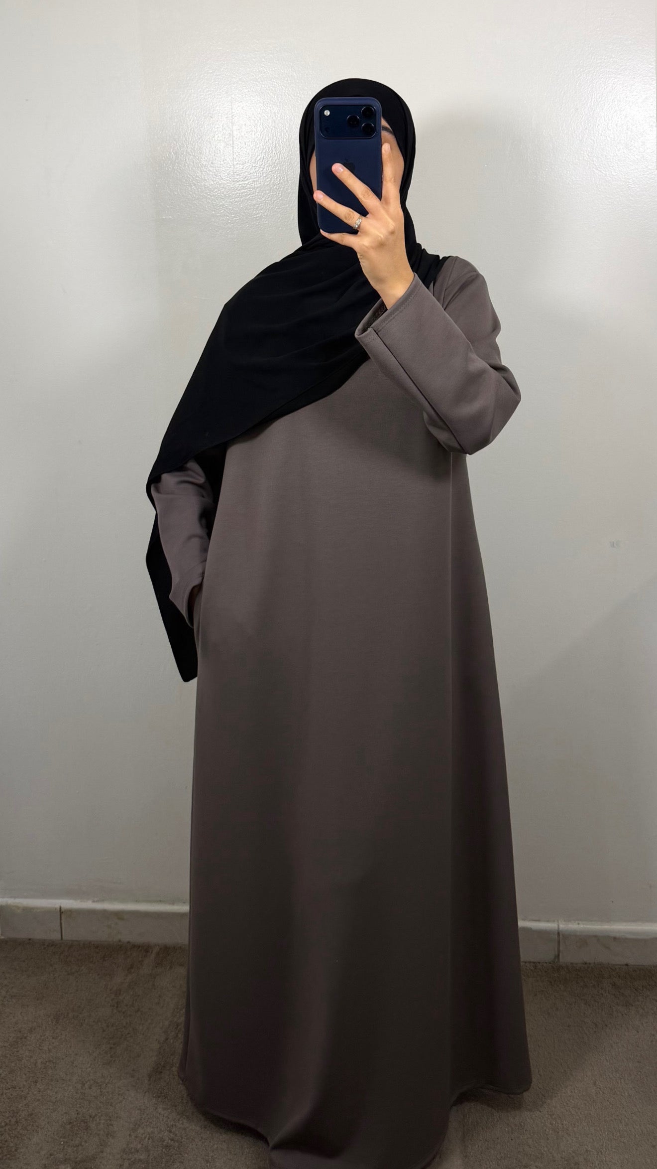 ROBE SWEAT COL MONTANT TAUPE