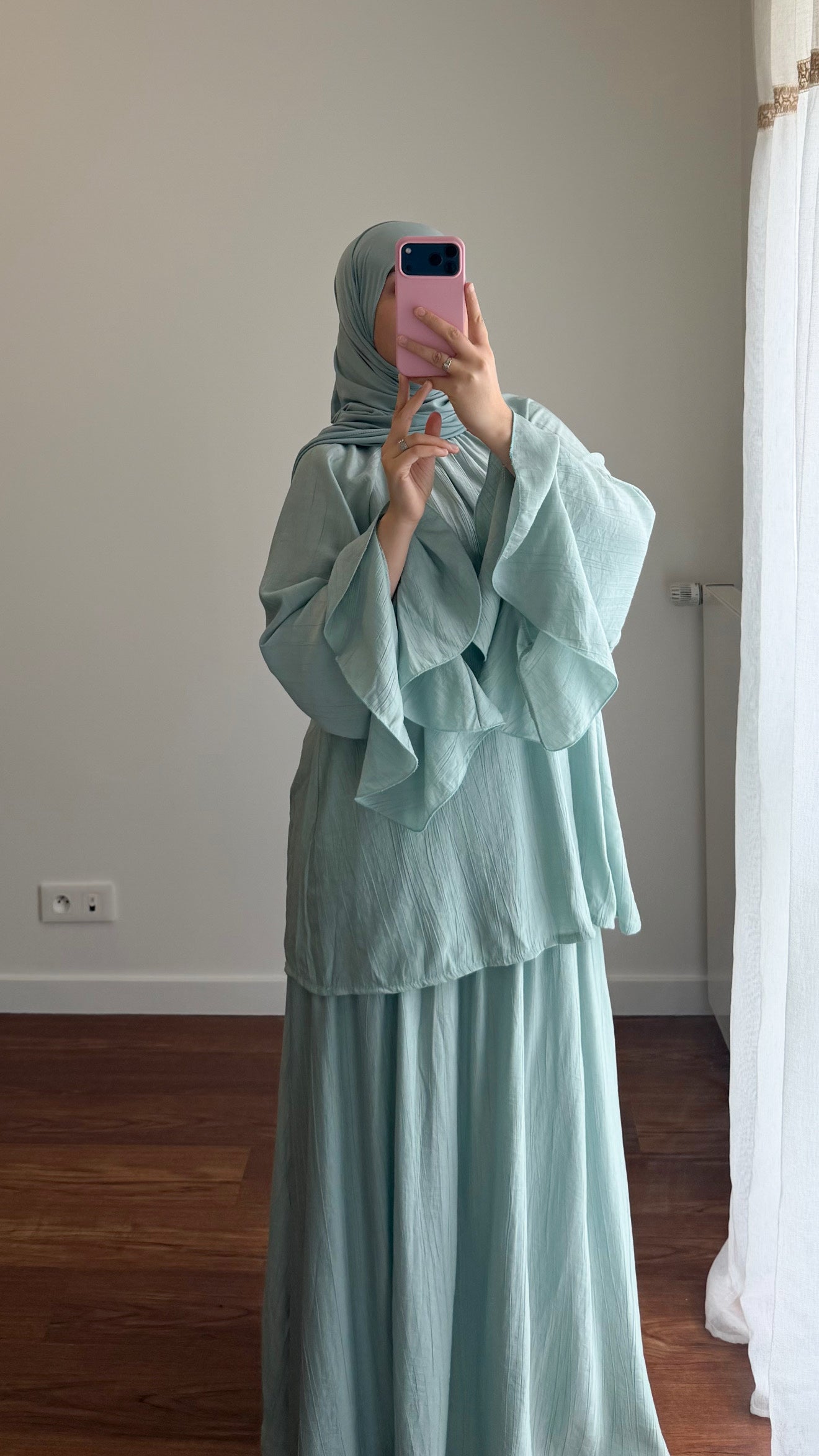 ENSEMBLE JUPE NUSSAYBAH VERT D’EAU