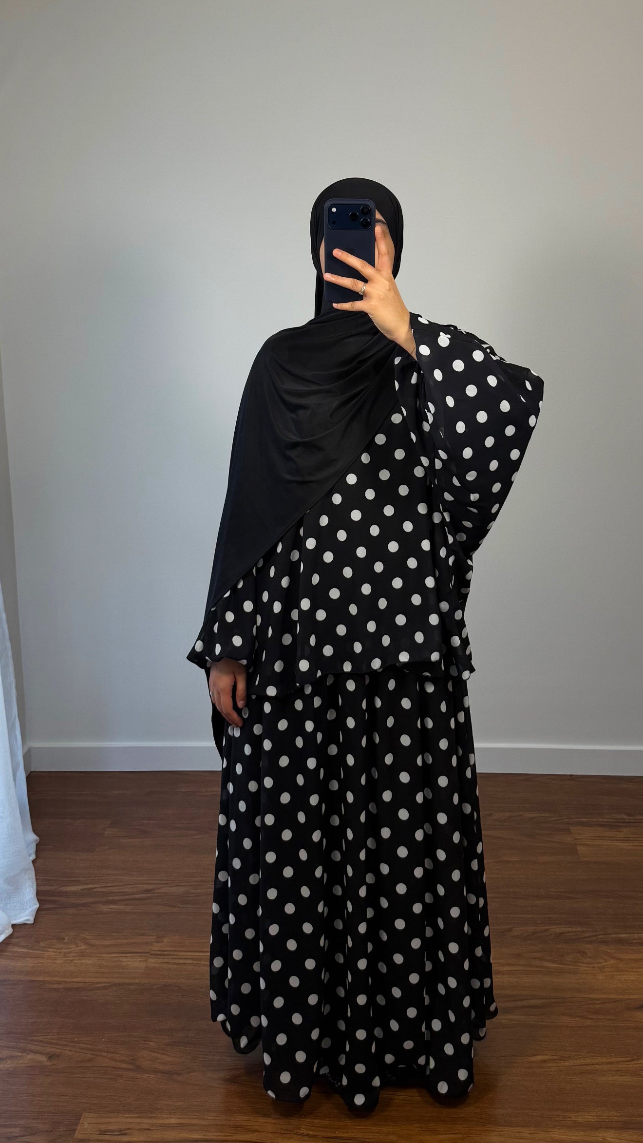 JUPE LONGUE À POIS NOIR (GROS POIS)