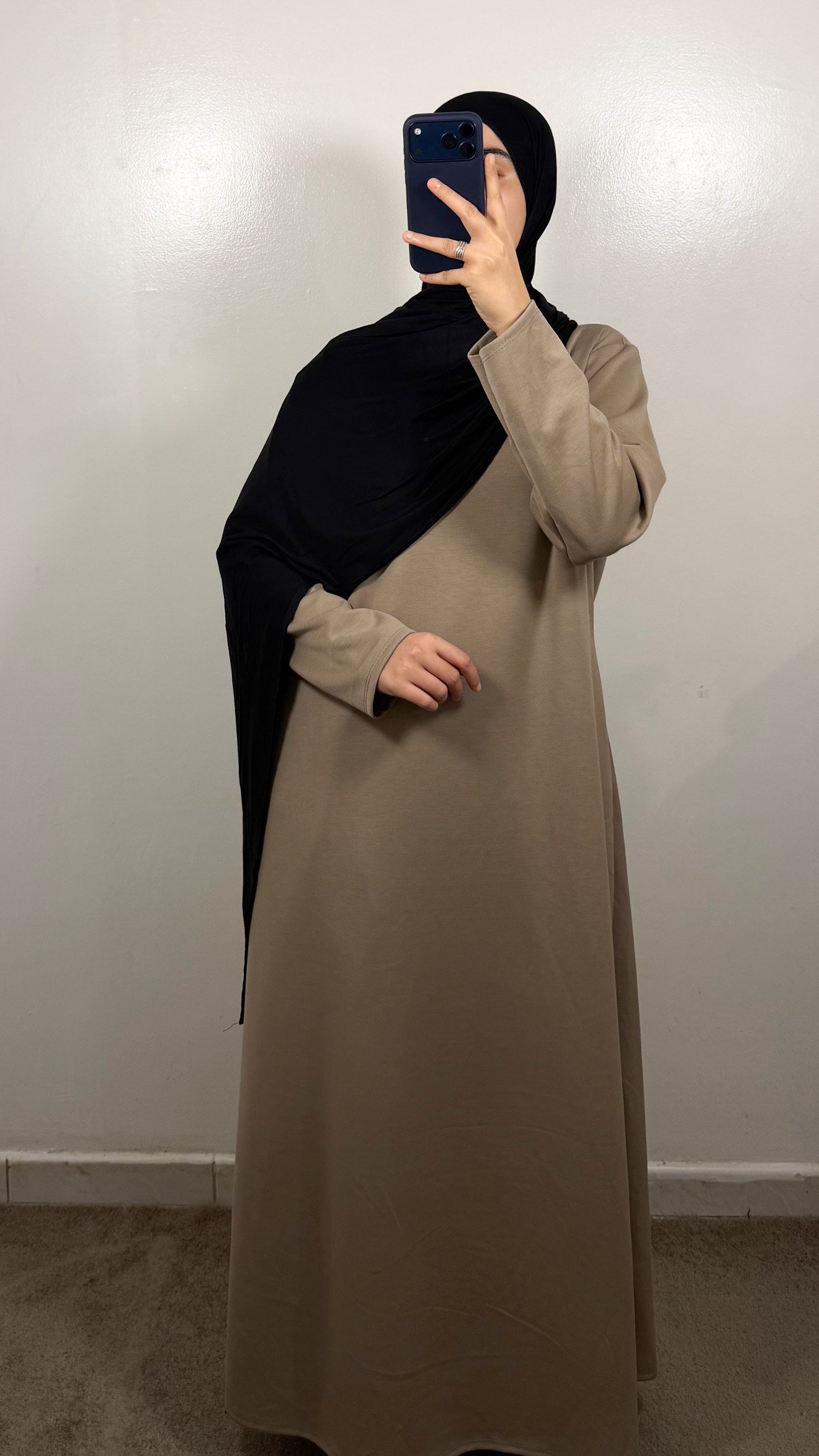 ROBE SWEAT COL MONTANT TAUPE