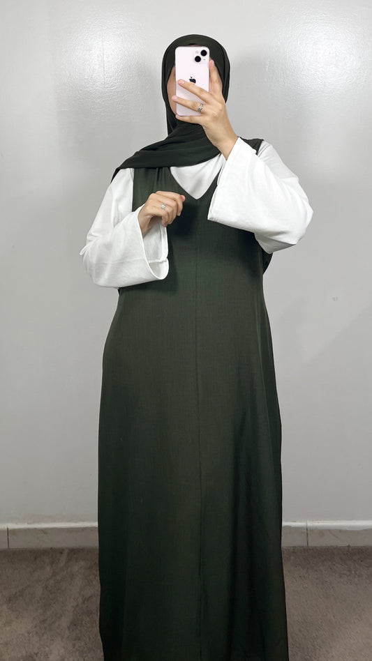 ROBE SANS MANCHES VERT KAKI + T-SHIRT BLANC