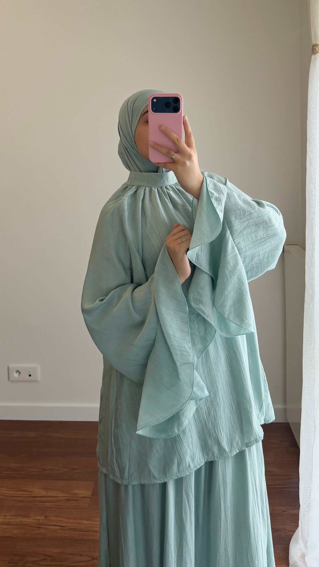 ENSEMBLE JUPE NUSSAYBAH VERT D’EAU