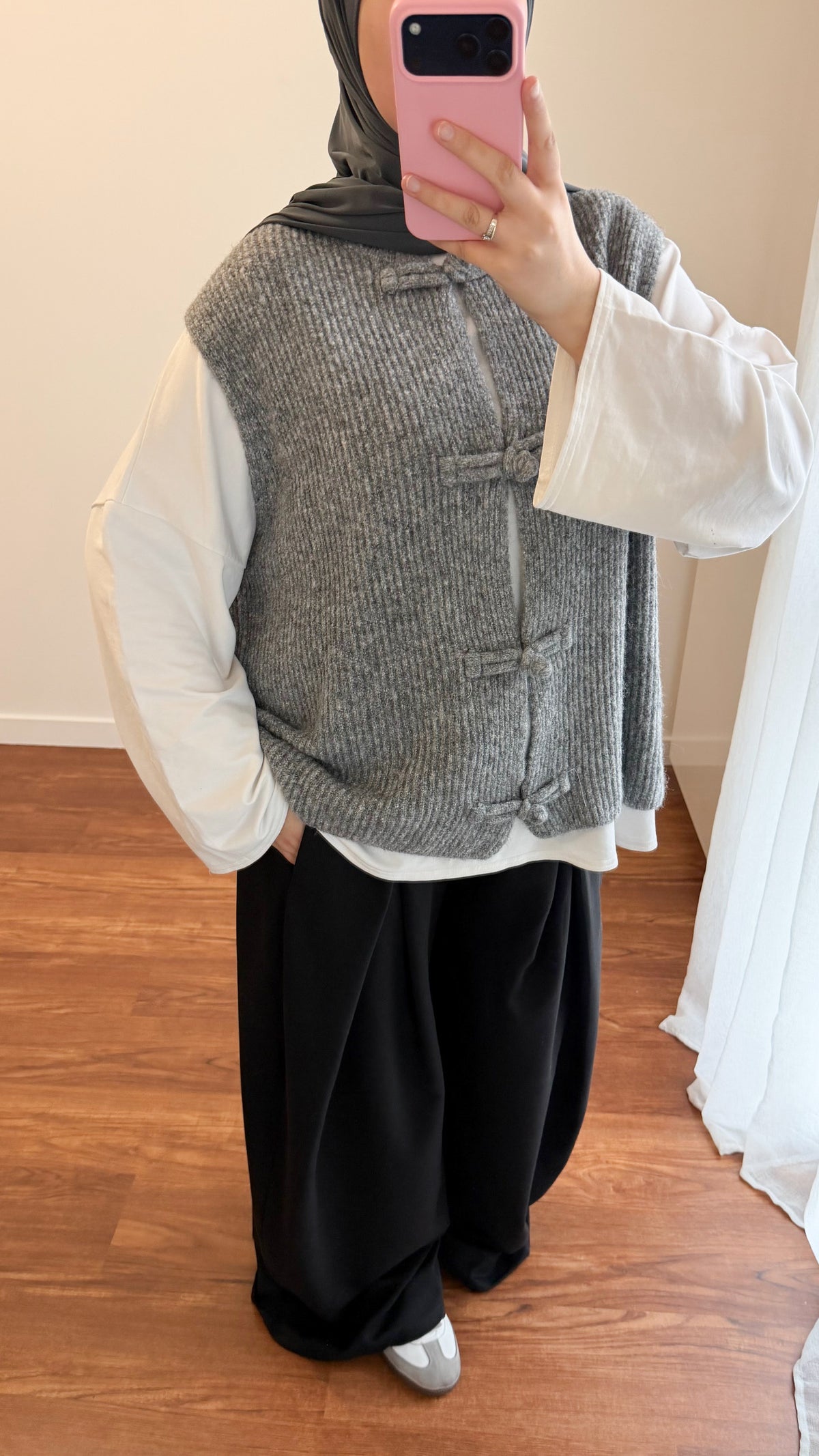 CARDIGAN YUMNA SANS MANCHES GRIS