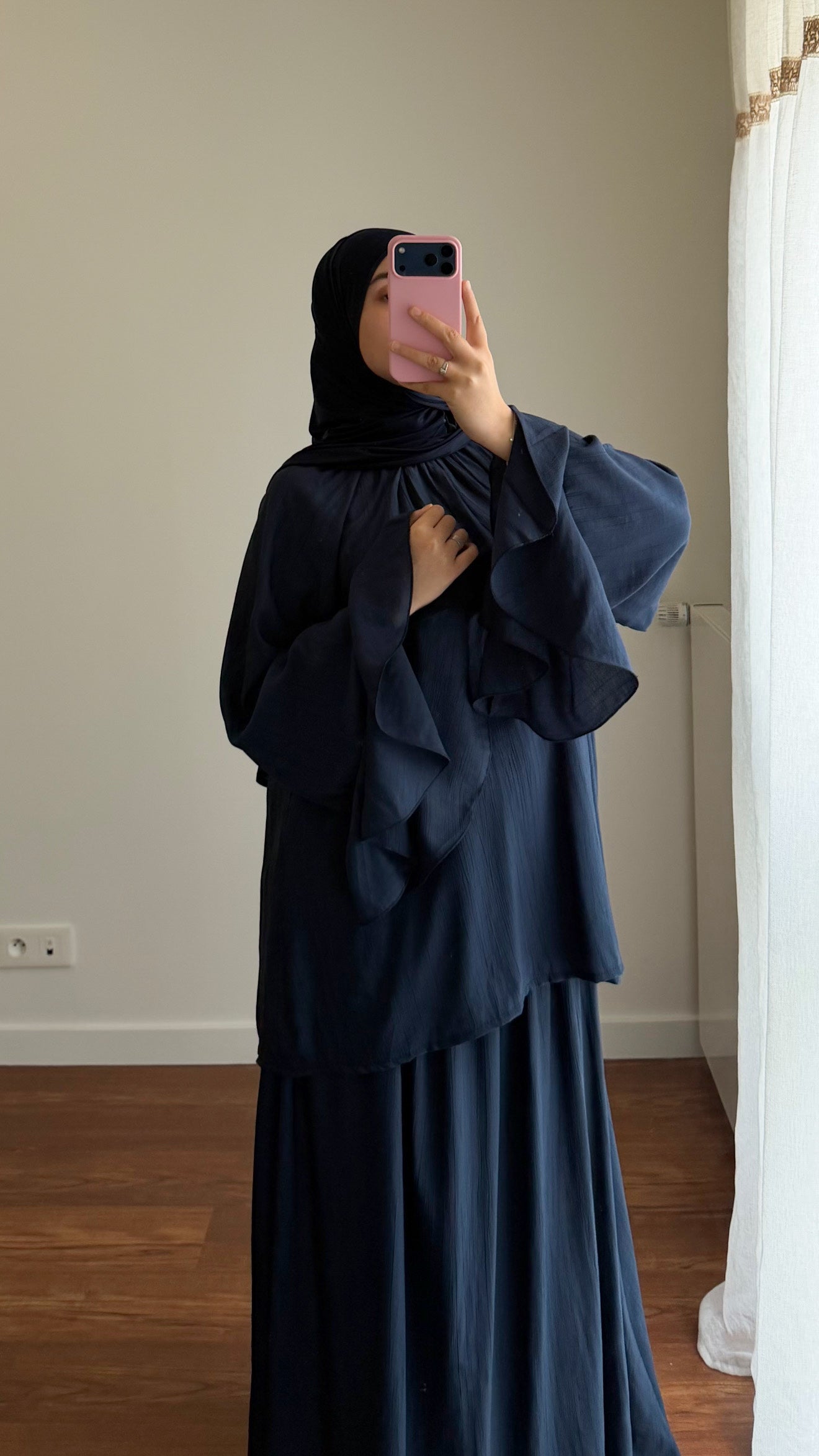 ENSEMBLE JUPE NUSSAYBAH BLEU MARINE