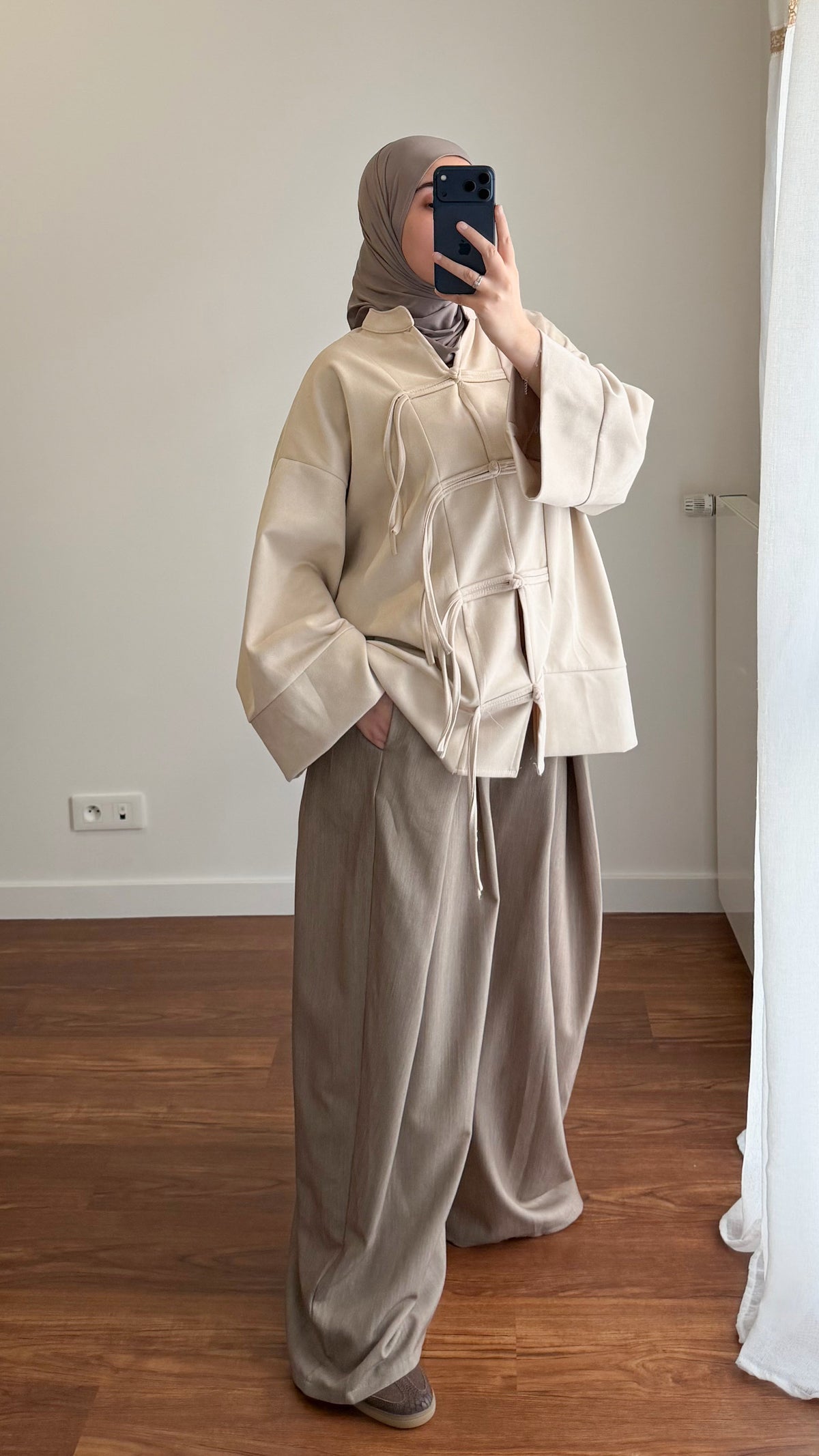 HAUT TOKYO EN DAIM BEIGE
