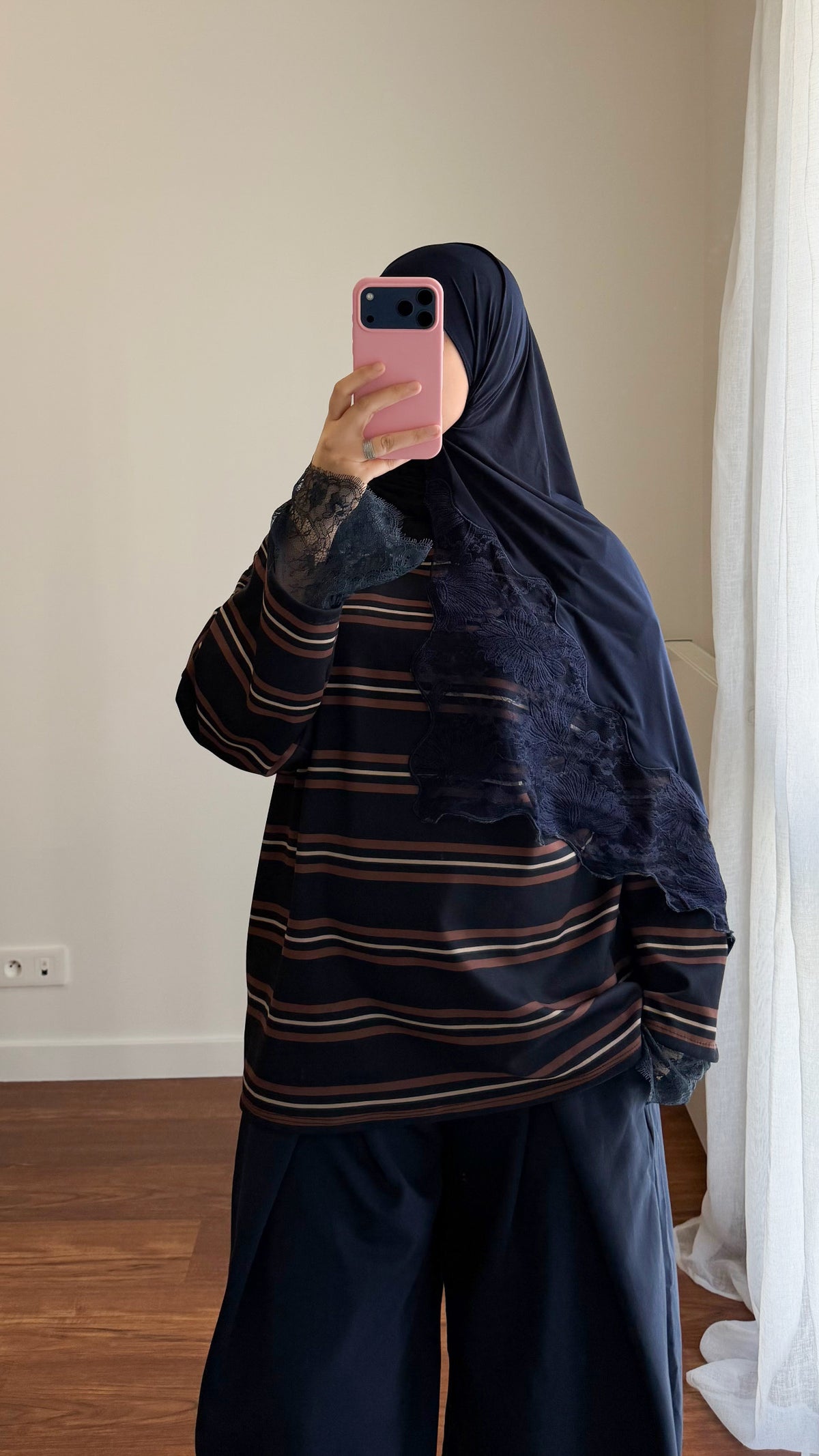 HIJAB JERSEY PREMIUM DENTELLE BLEU MARINE