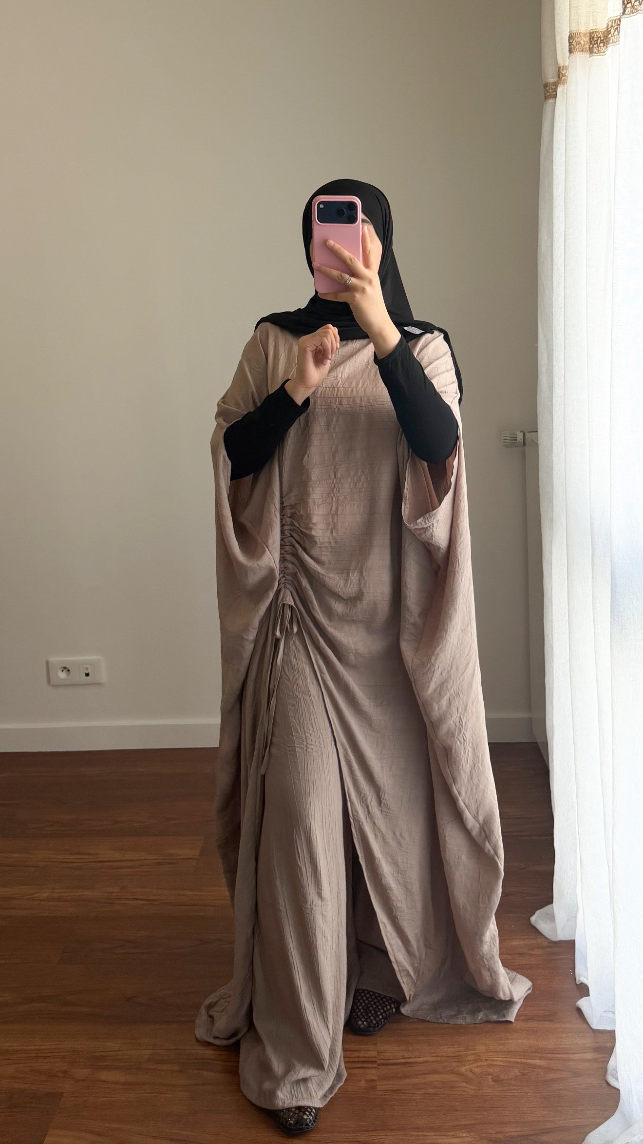 ENSEMBLE ZEYNEB TAUPE
