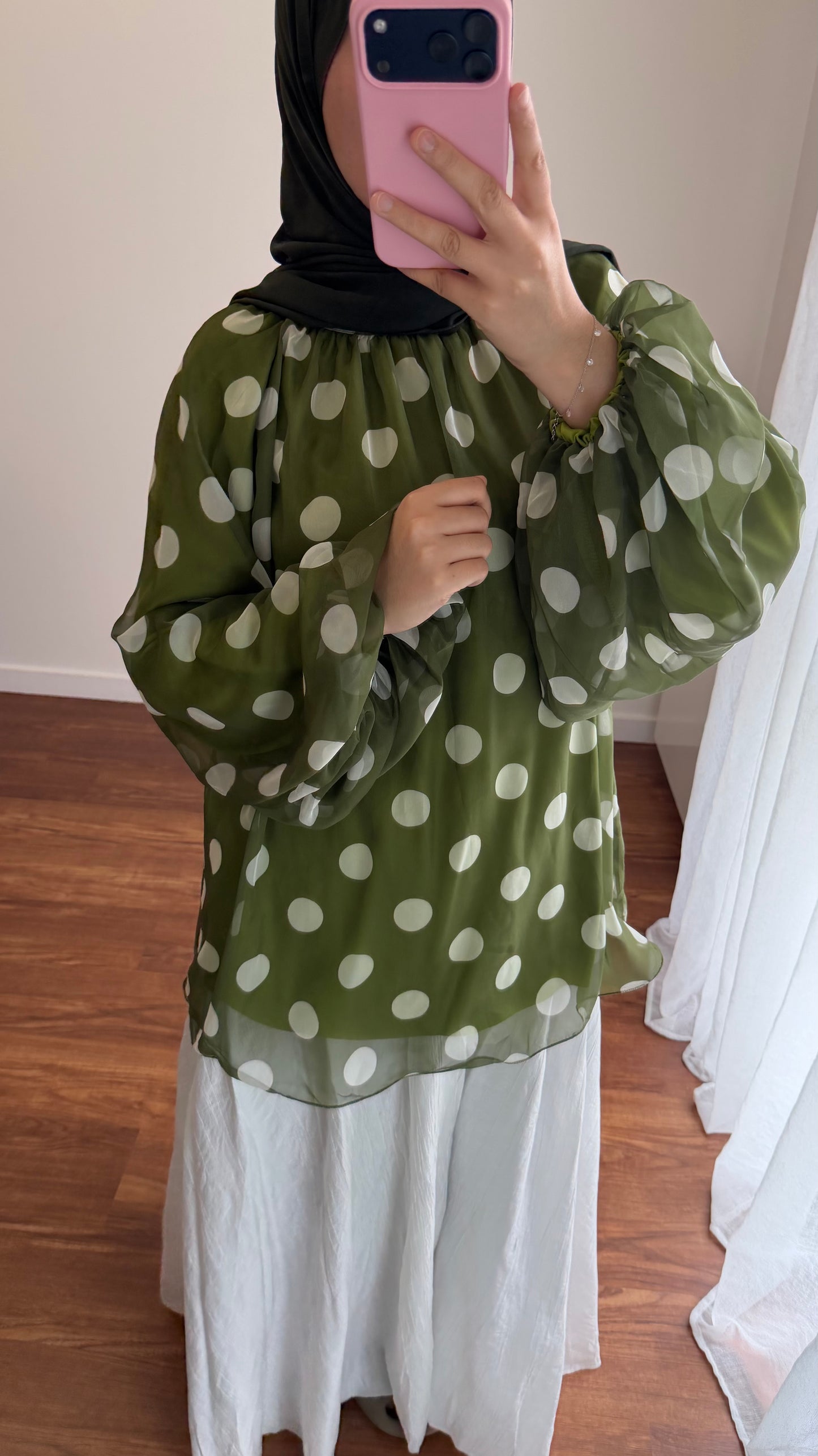 BLOUSE À GROS POIS VERT OLIVE