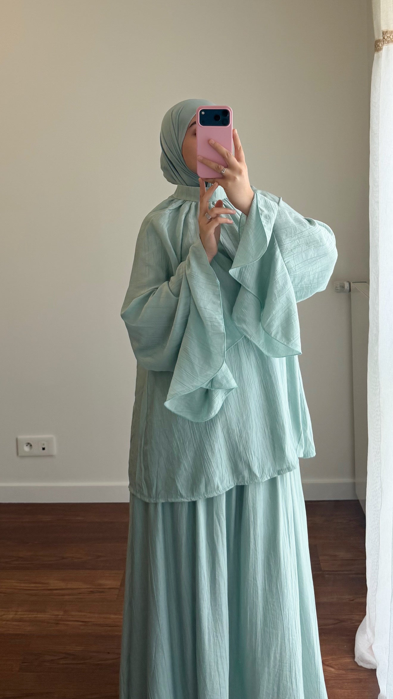 ENSEMBLE JUPE NUSSAYBAH VERT D’EAU