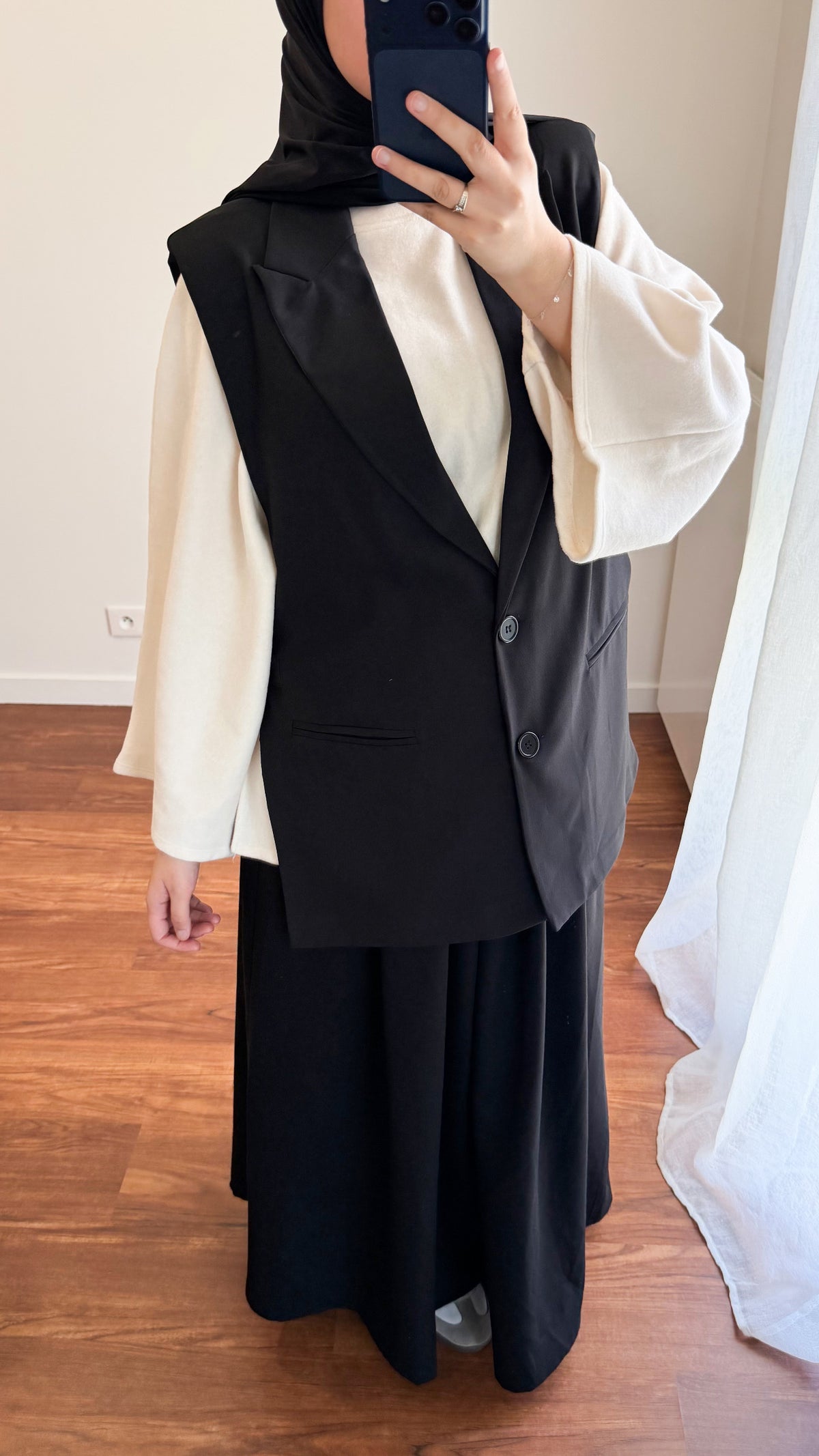 BLAZER SANS MANCHES NOIR