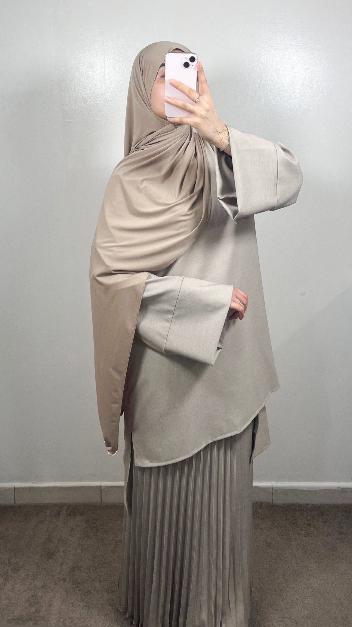 ENSEMBLE JUPE PLISSÉE EMAAN TAUPE