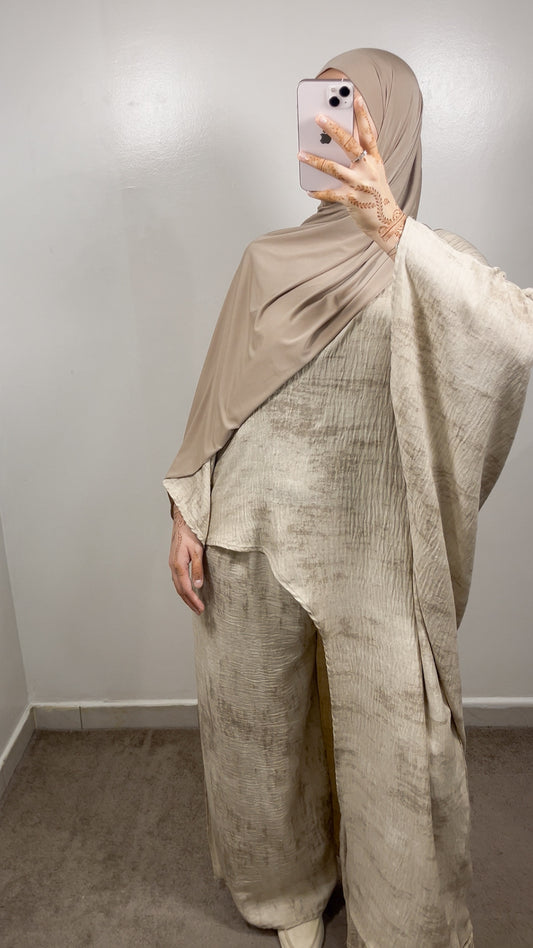 ENSEMBLE ROBE COUPÉE + PANTALON TAUPE