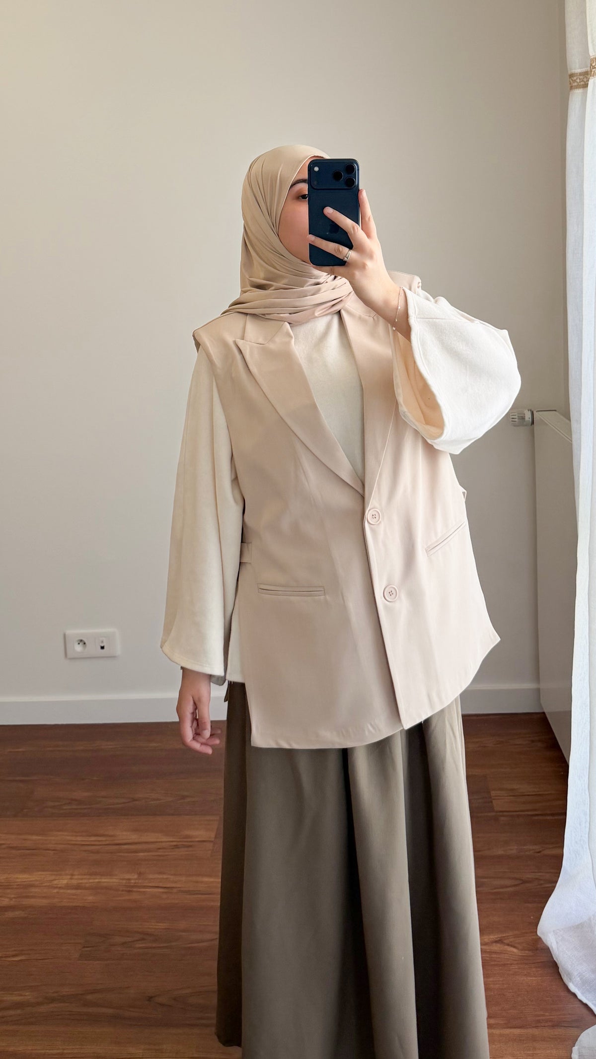 BLAZER SANS MANCHES BEIGE