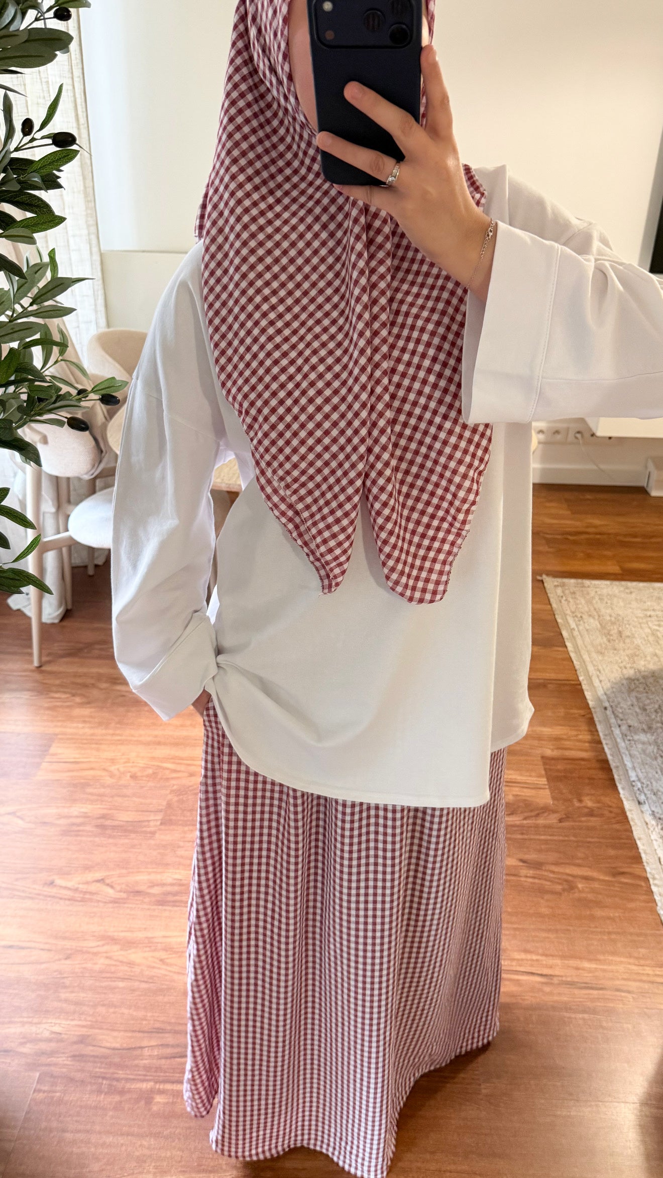ENSEMBLE CARRÉ DE COTON + JUPE MOTIF CARREMENT ROUGE