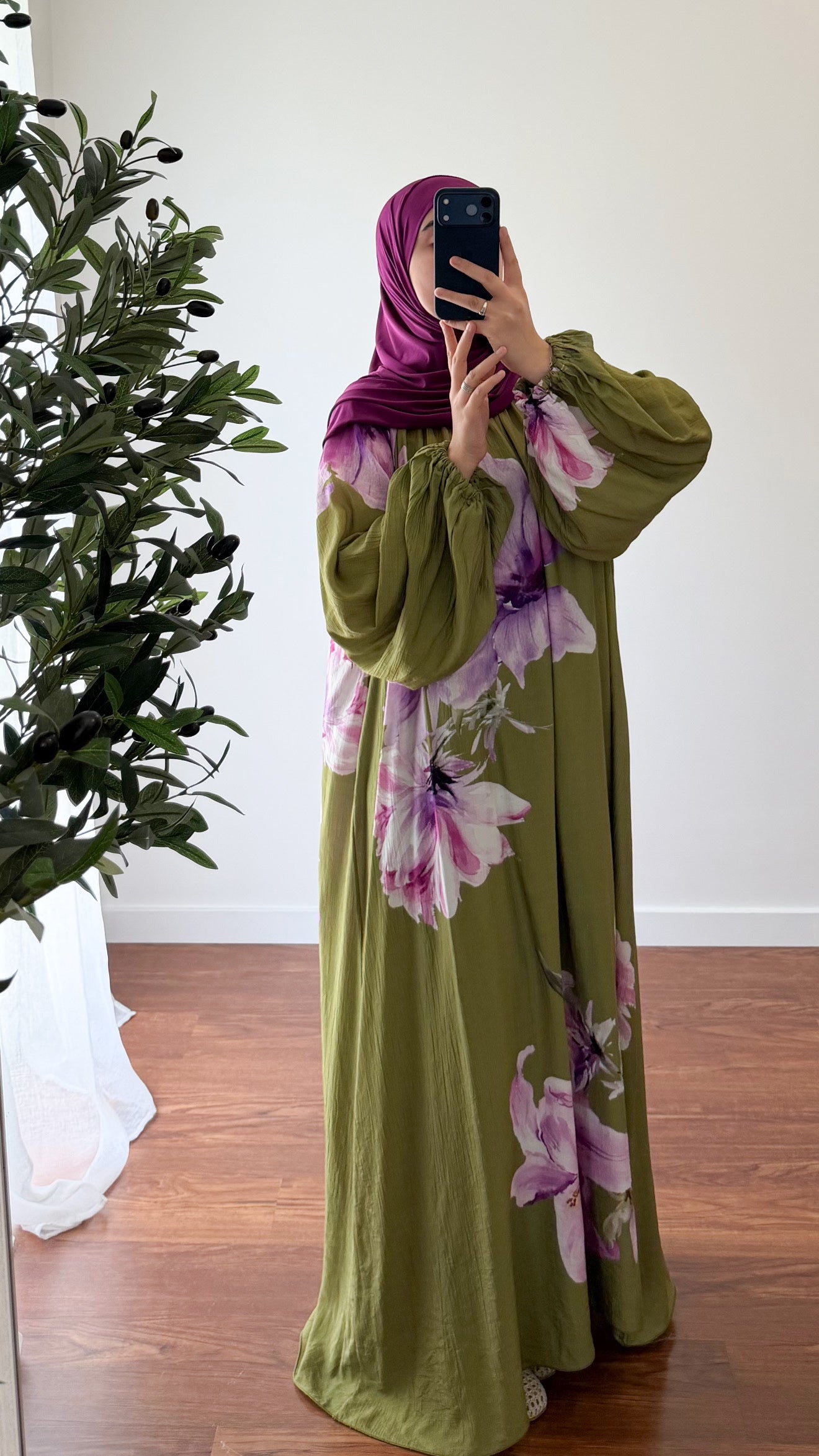 ABAYA FLEURIE VERT OLIVE