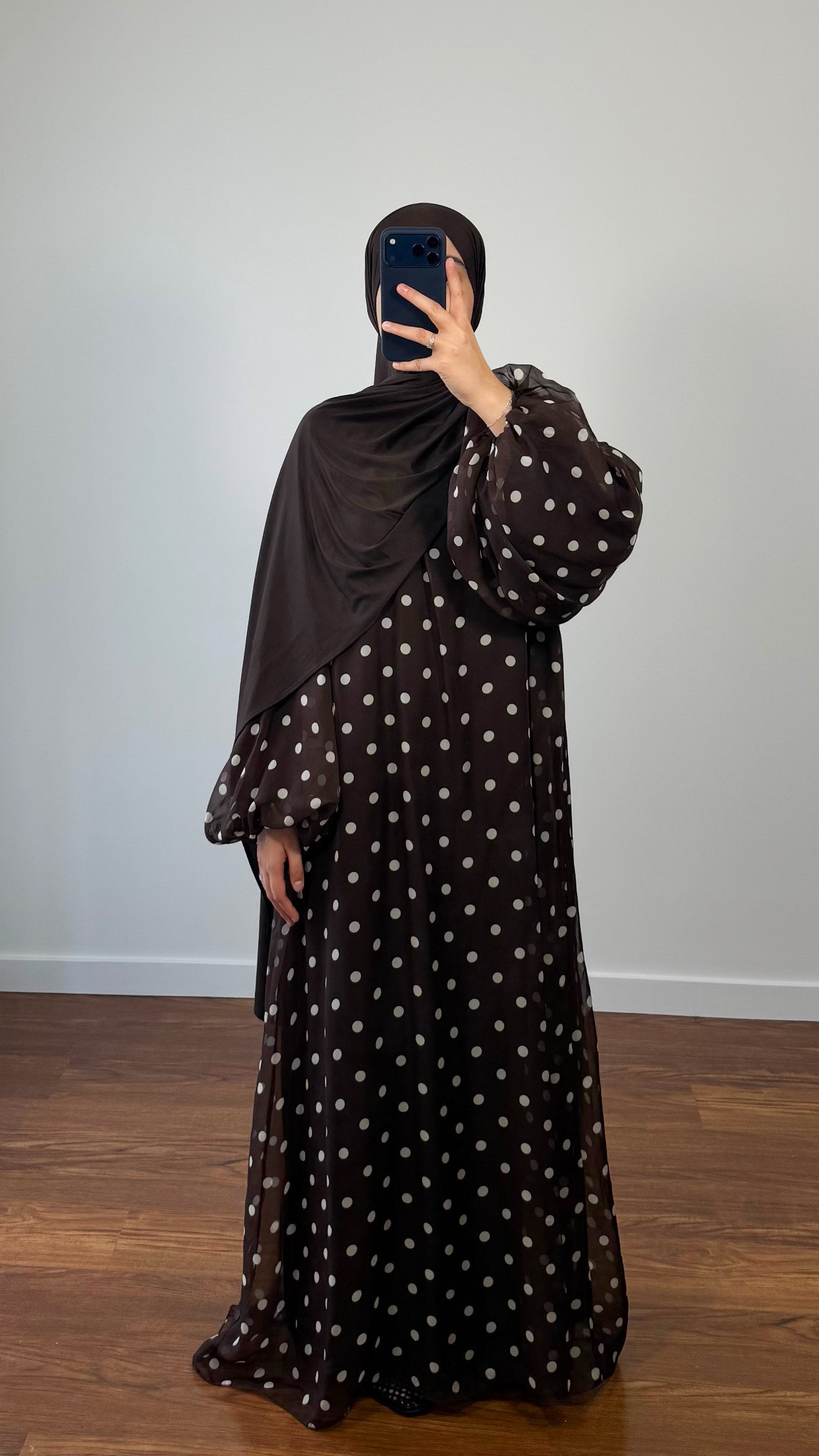ROBE À POIS MARRON