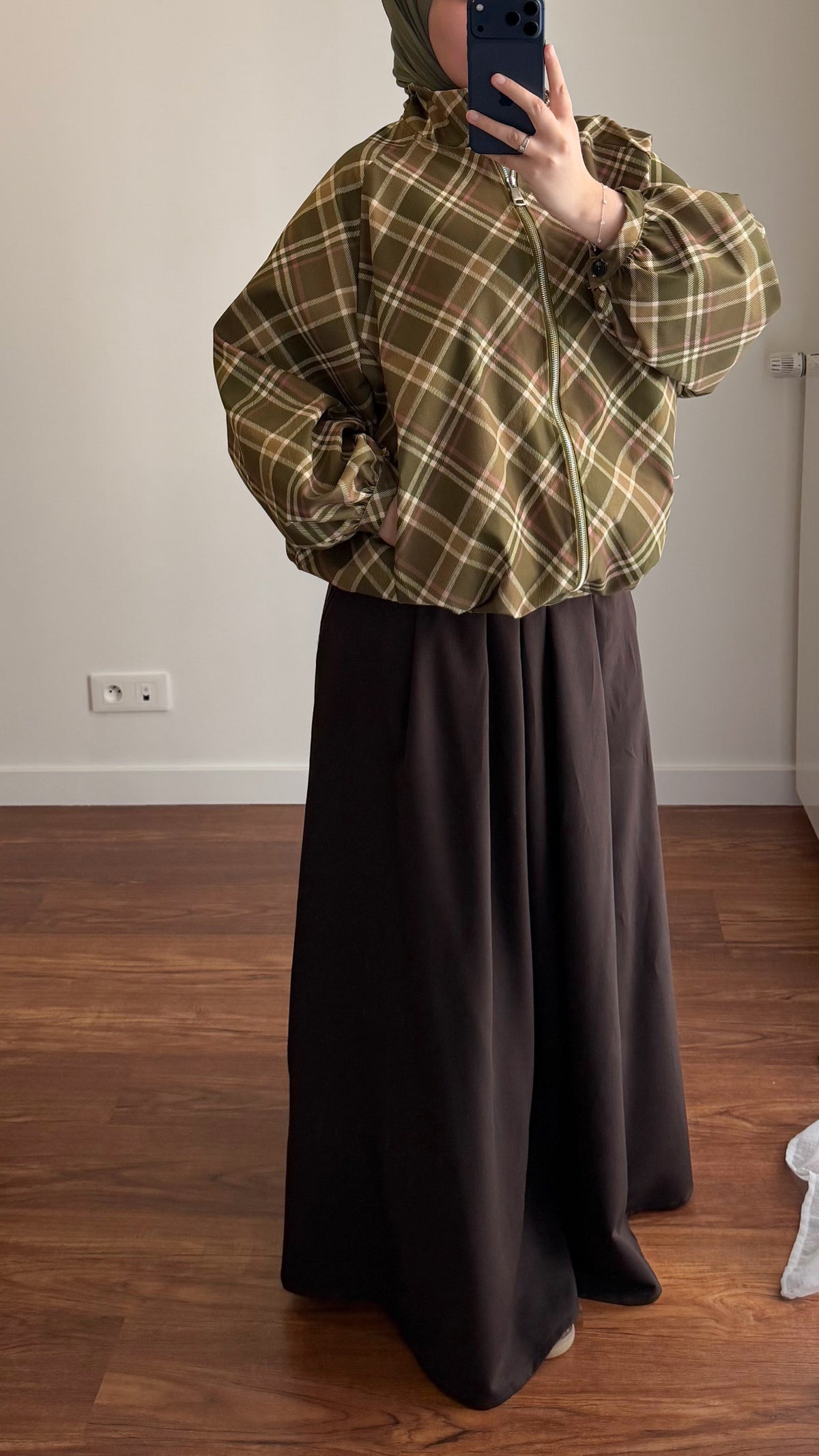 JUPE CLASSIQUE ÉPAISSE MARRON