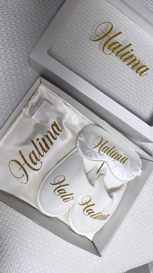 BRIDE BOX WHITE FEATHER SLEEVE BATHROBE