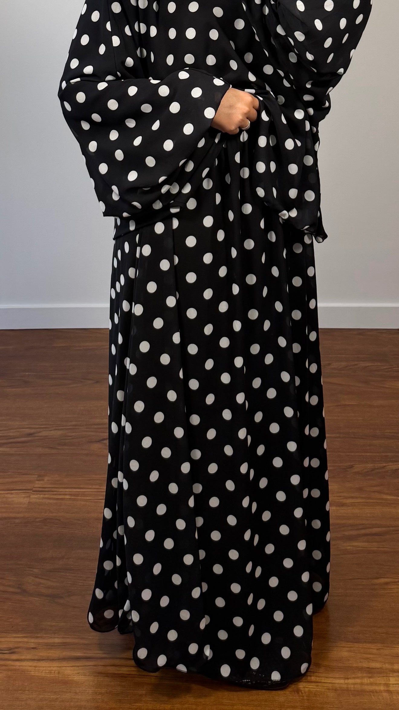 JUPE LONGUE À POIS NOIR (GROS POIS)