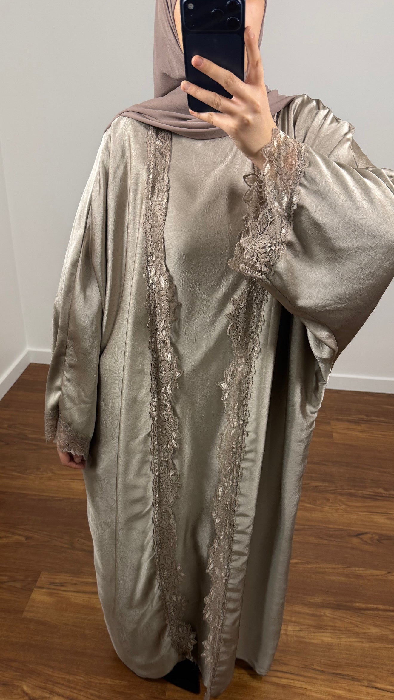 ENSEMBLE DINA KIMONO + SOUS ABAYA TAUPE