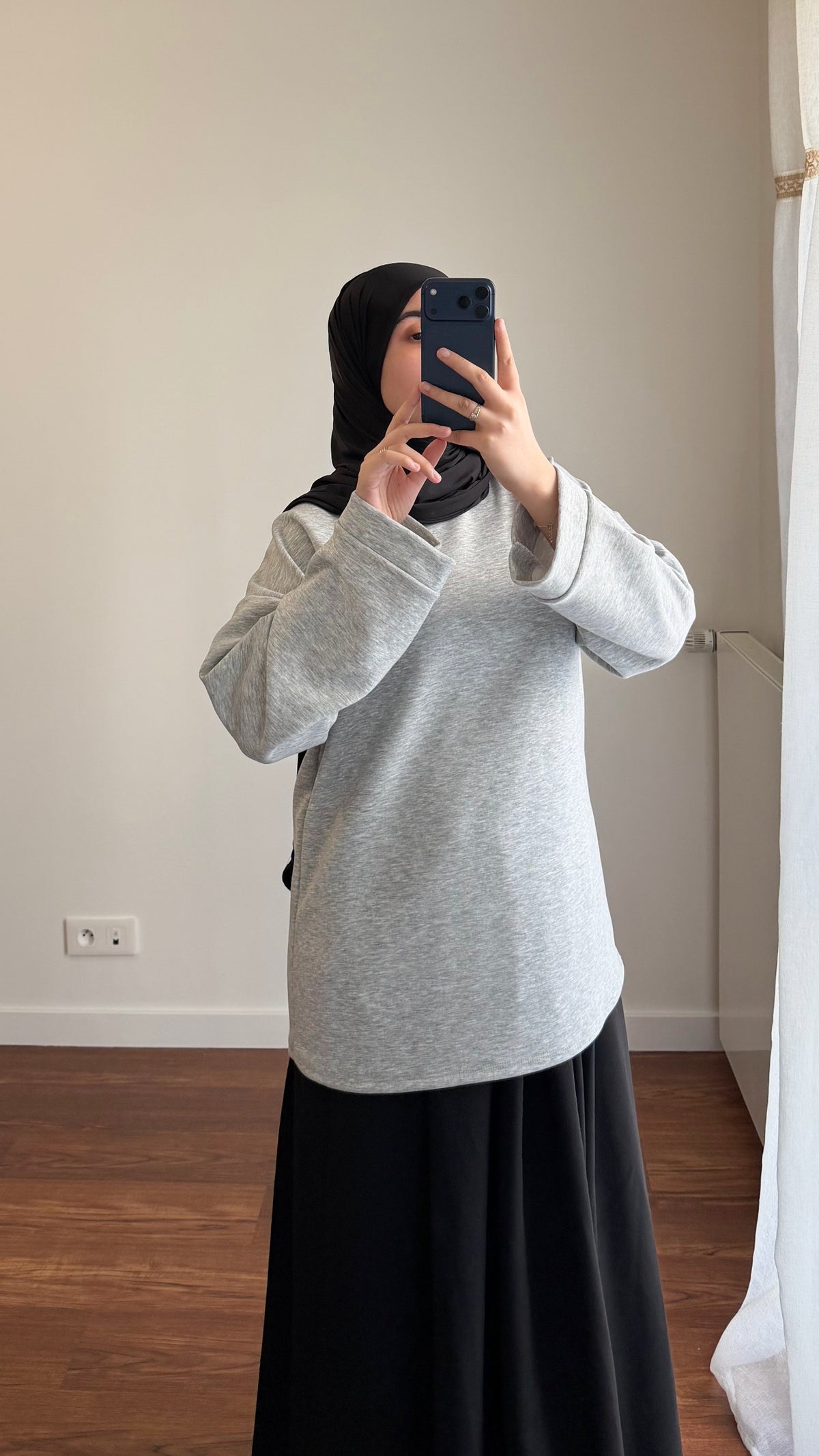 T-SHIRT ÉPAIS GRIS