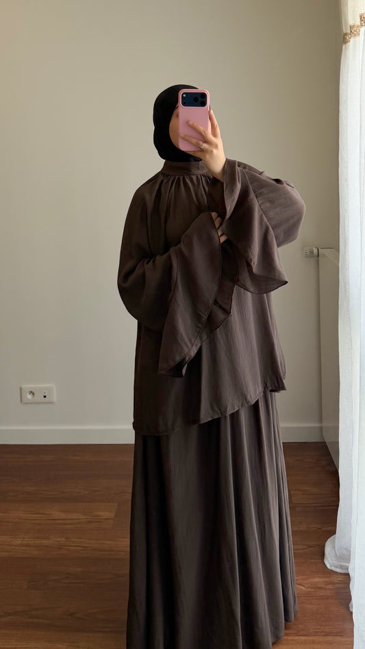 ENSEMBLE JUPE NUSSAYBAH MARRON