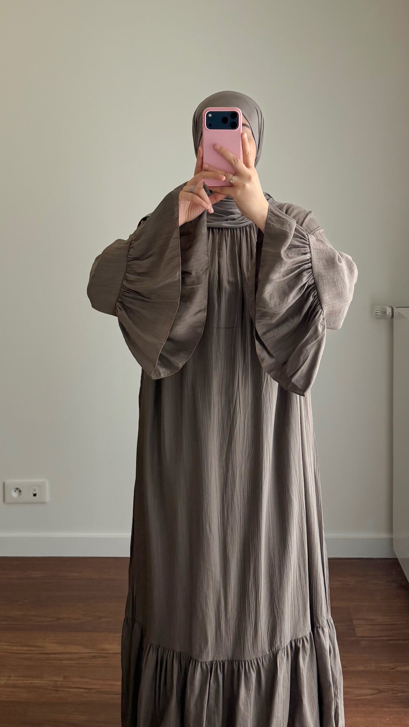 ROBE NOOR TAUPE