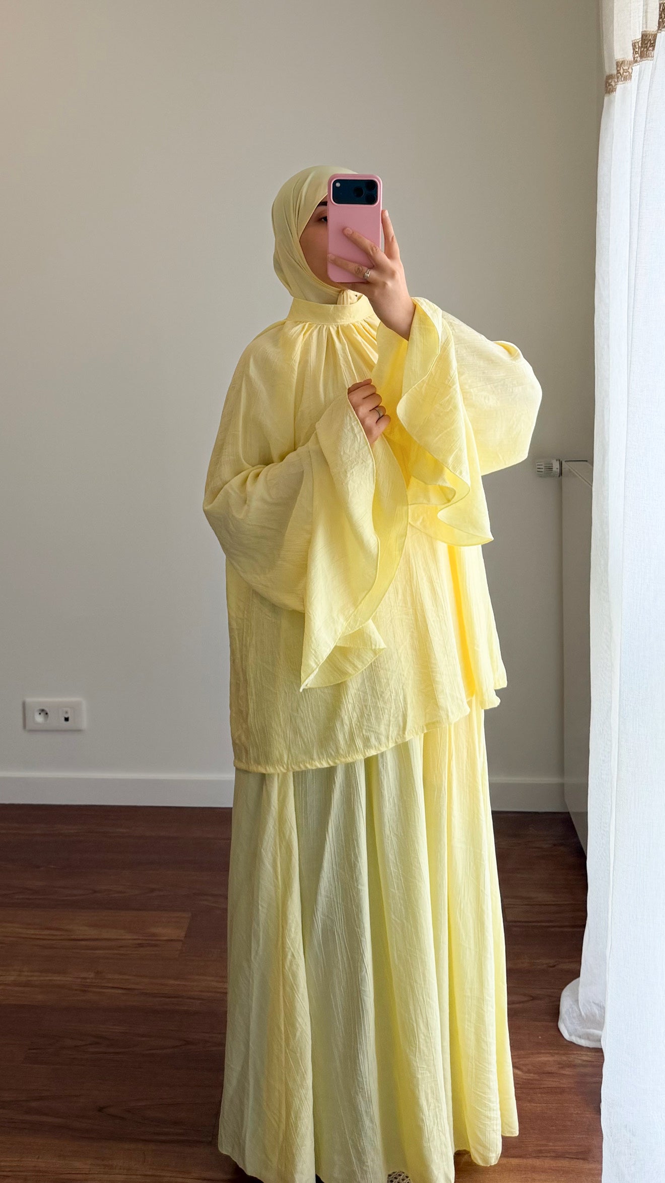 ENSEMBLE JUPE NUSSAYBAH JAUNE