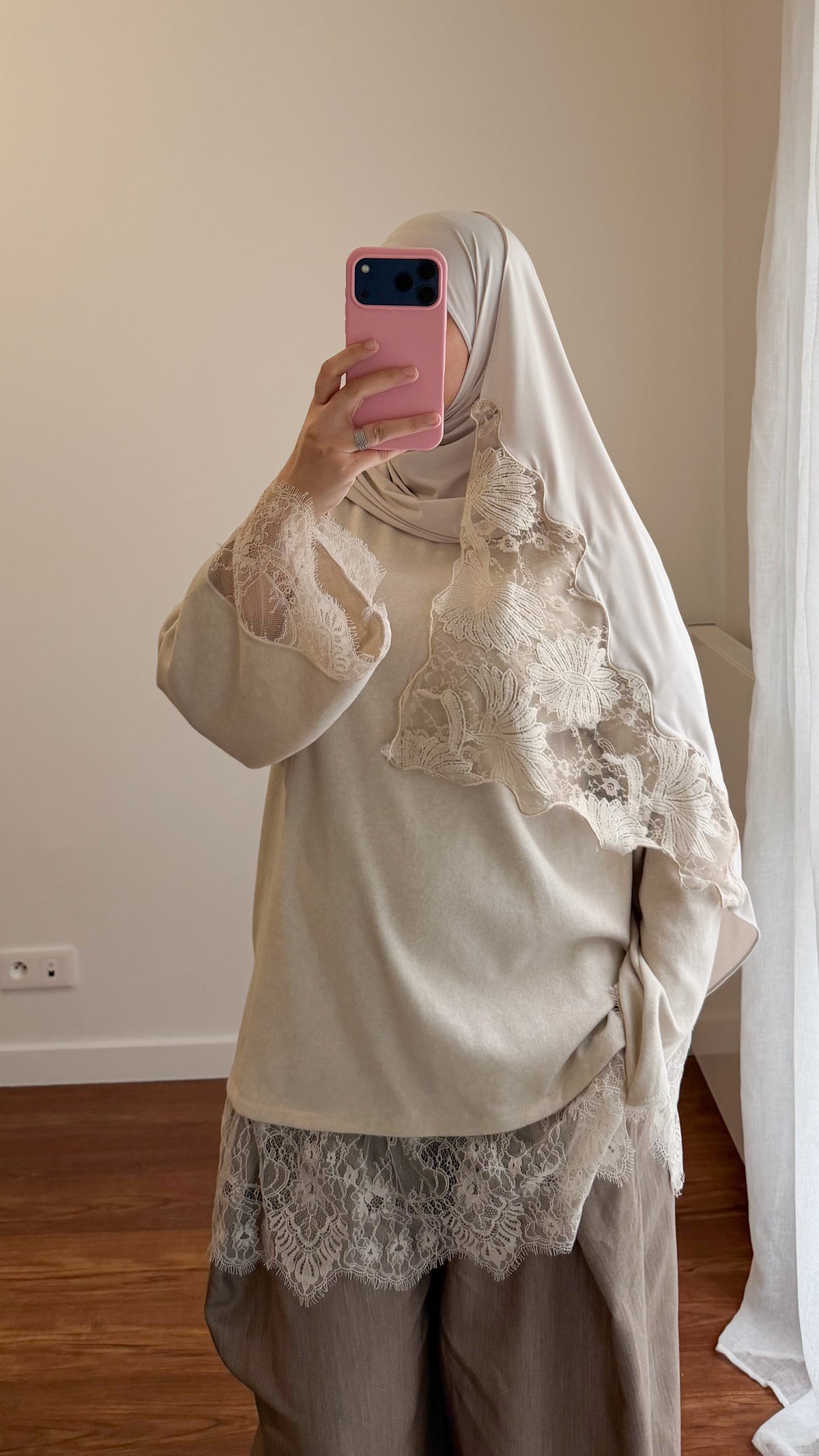 PULL DENTELLE ÉCRU