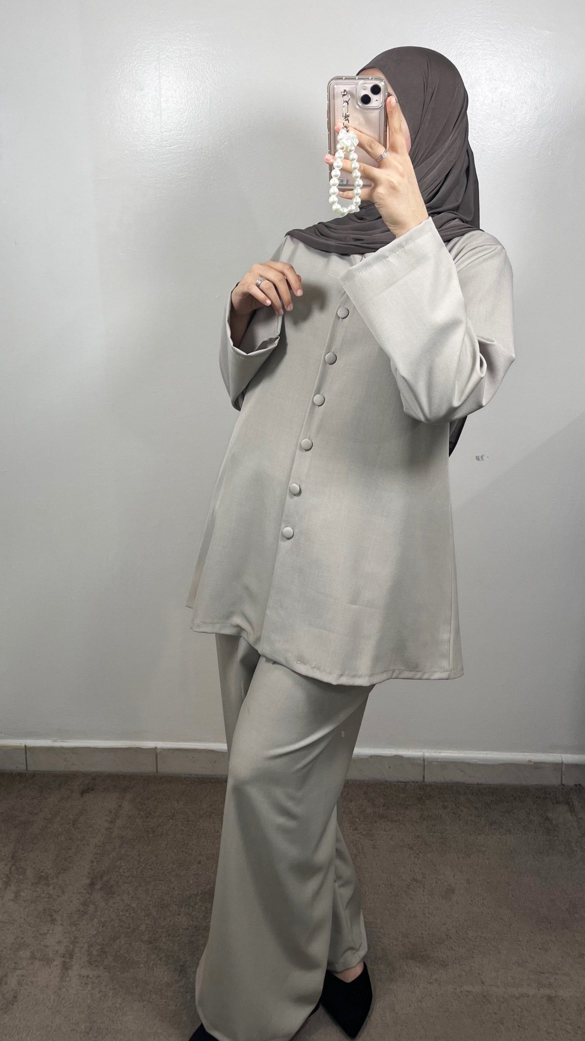 ENSEMBLE BOUTONNÉ TAUPE