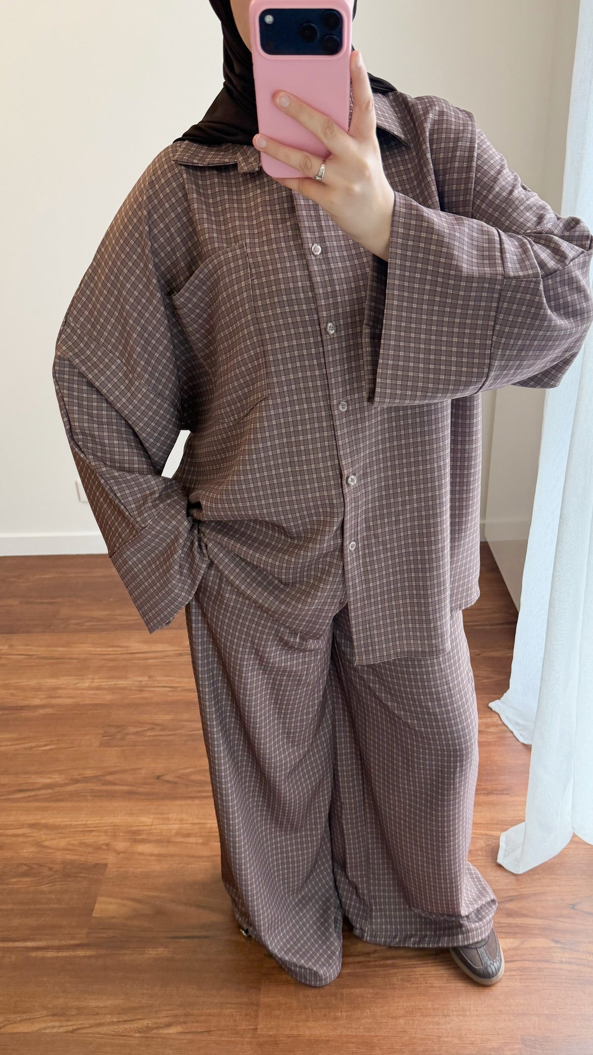 ENSEMBLE CHEMISE + PANTALON MOTIF CARREAUX TAUPE