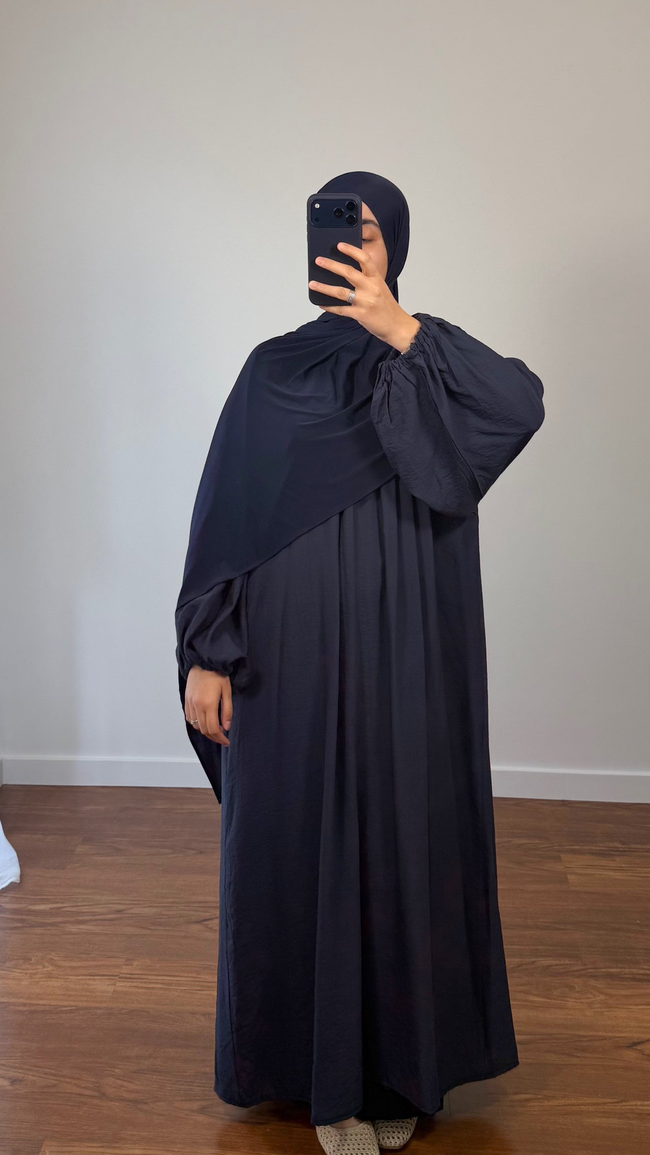 ABAYA AYAT MANCHES BOUFFANTES BLEU MARINE