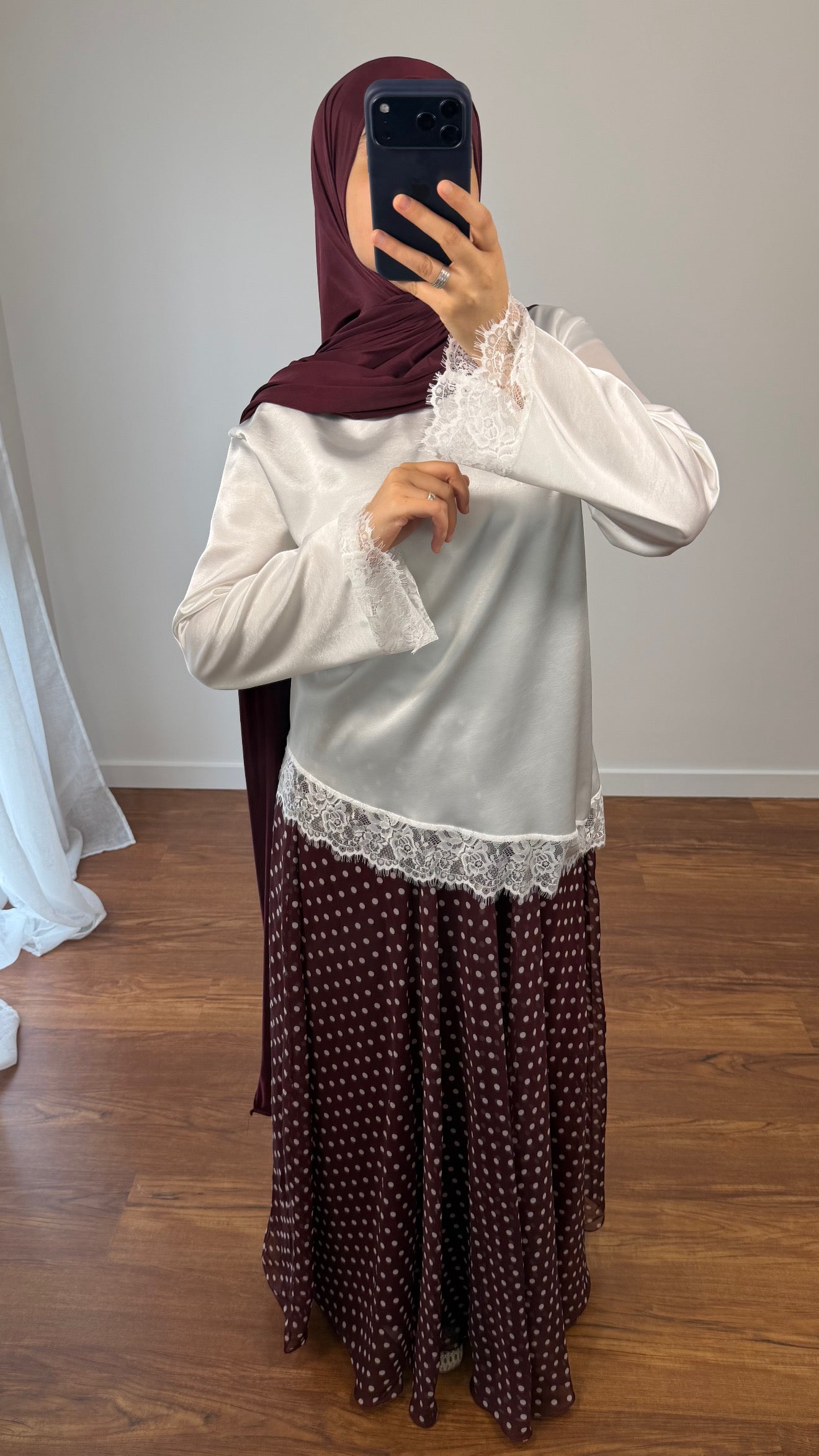 HAUT ASYMÉTRIQUE DENTELLE BLANC