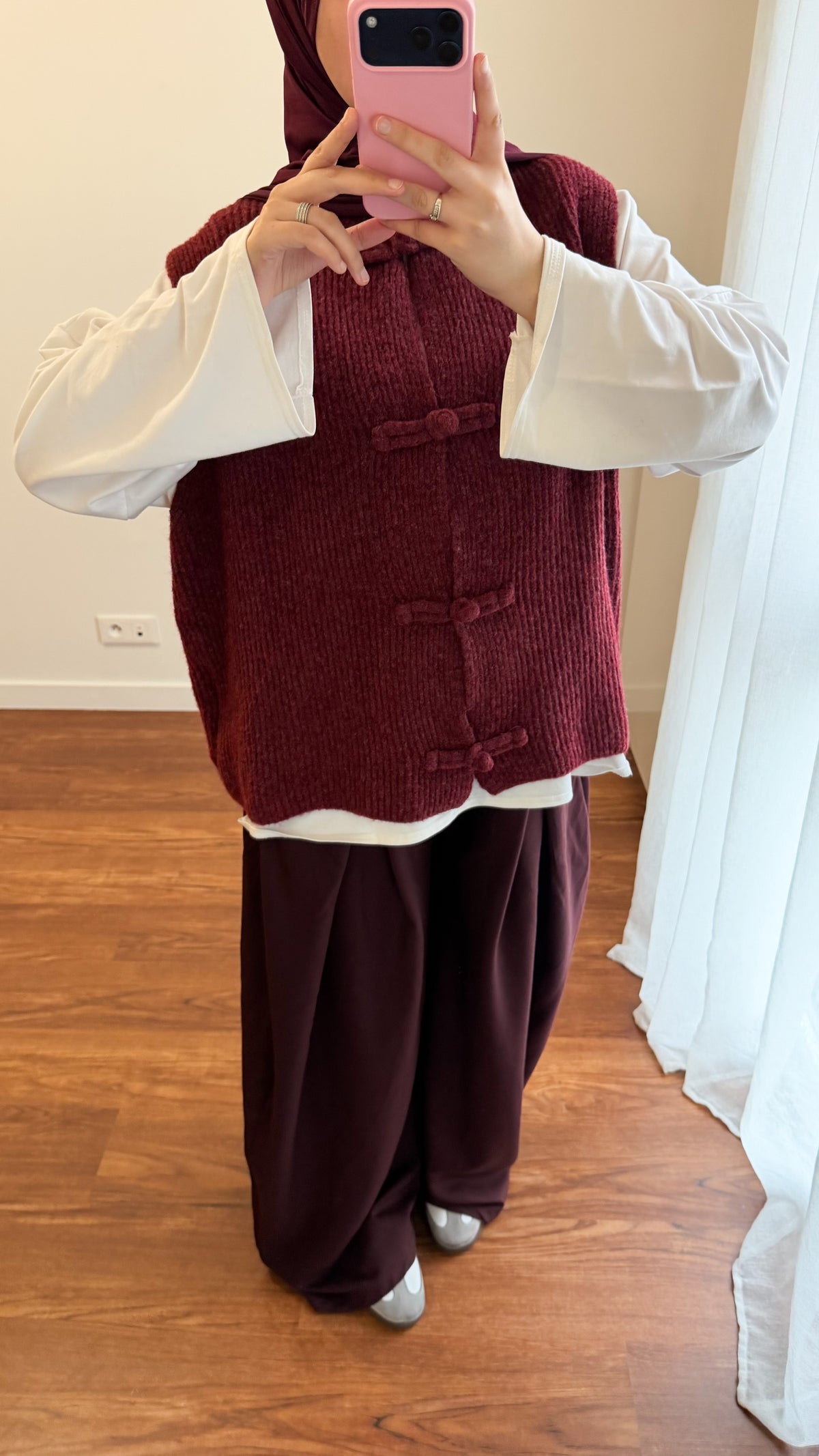 CARDIGAN YUMNA SANS MANCHES BORDEAU