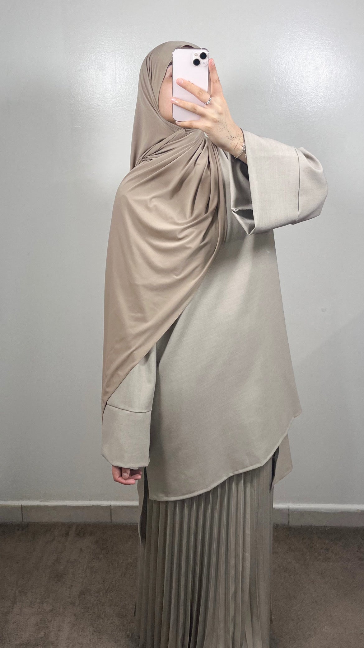 ENSEMBLE JUPE PLISSÉE EMAAN TAUPE