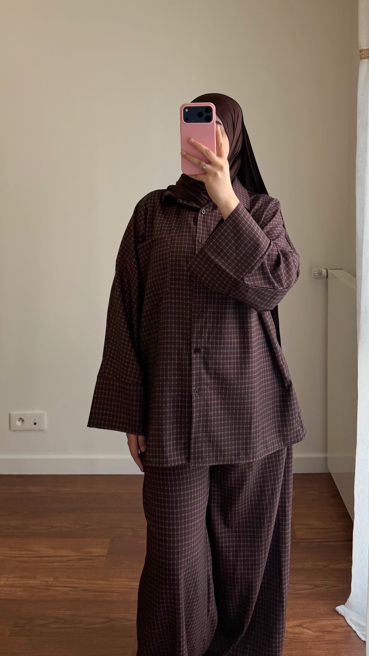 ENSEMBLE CHEMISE + PANTALON MOTIF CARREAUX MARRON