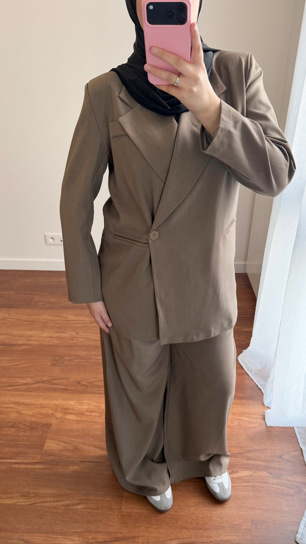 ENSEMBLE BLAZER TAUPE