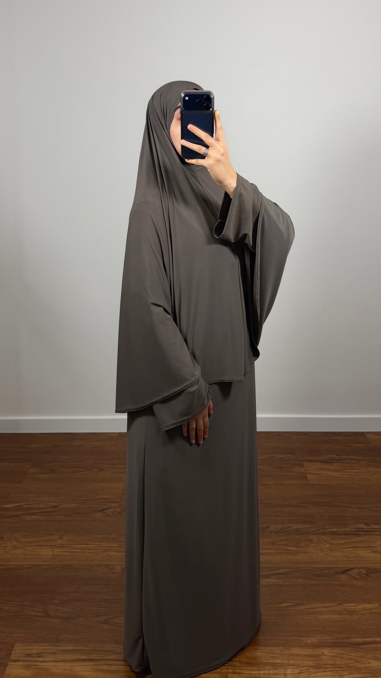 ENSEMBLE DE PRIÈRE TAUPE EN JERSEY PREMIUM