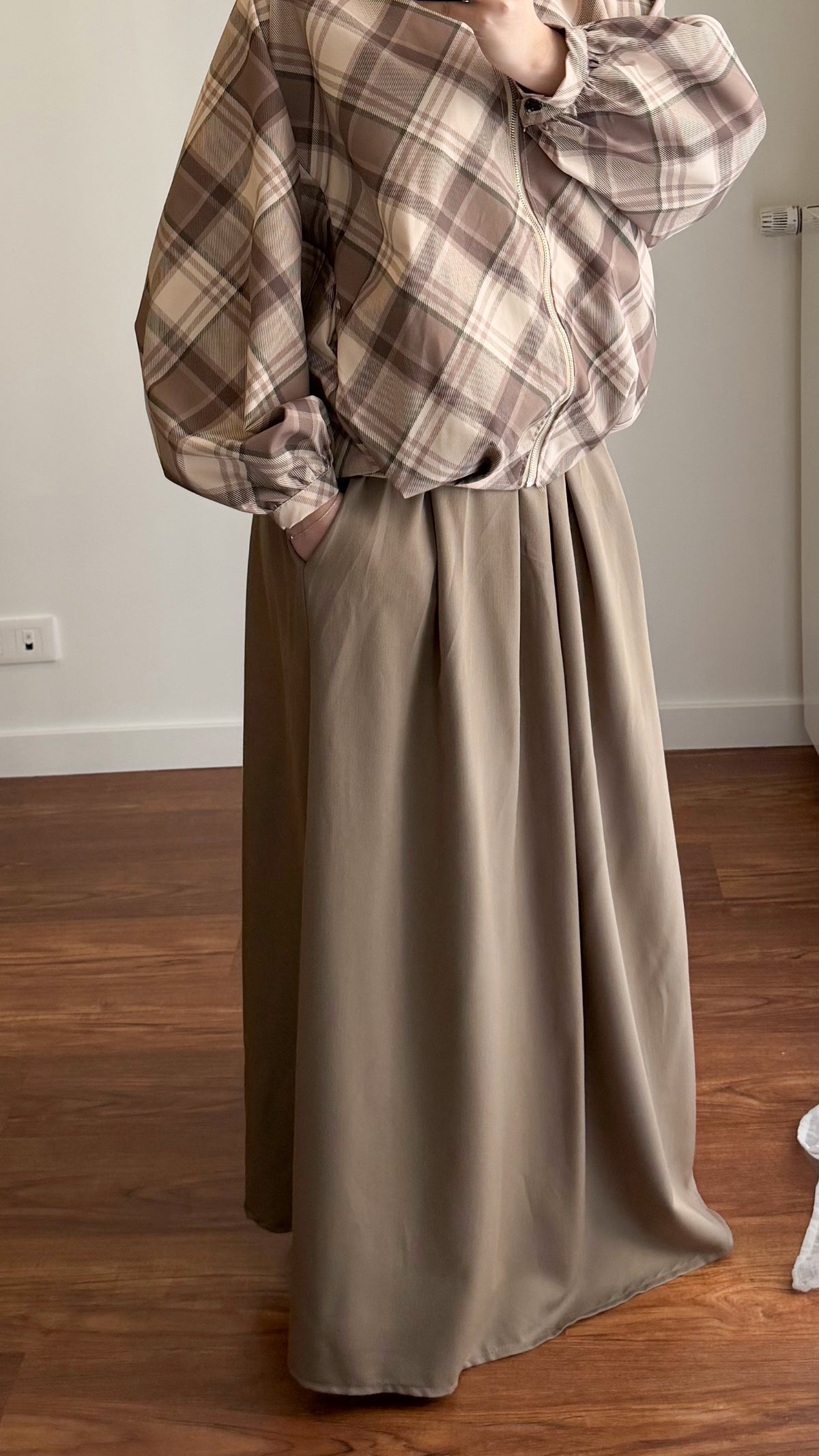 JUPE CLASSIQUE ÉPAISSE TAUPE