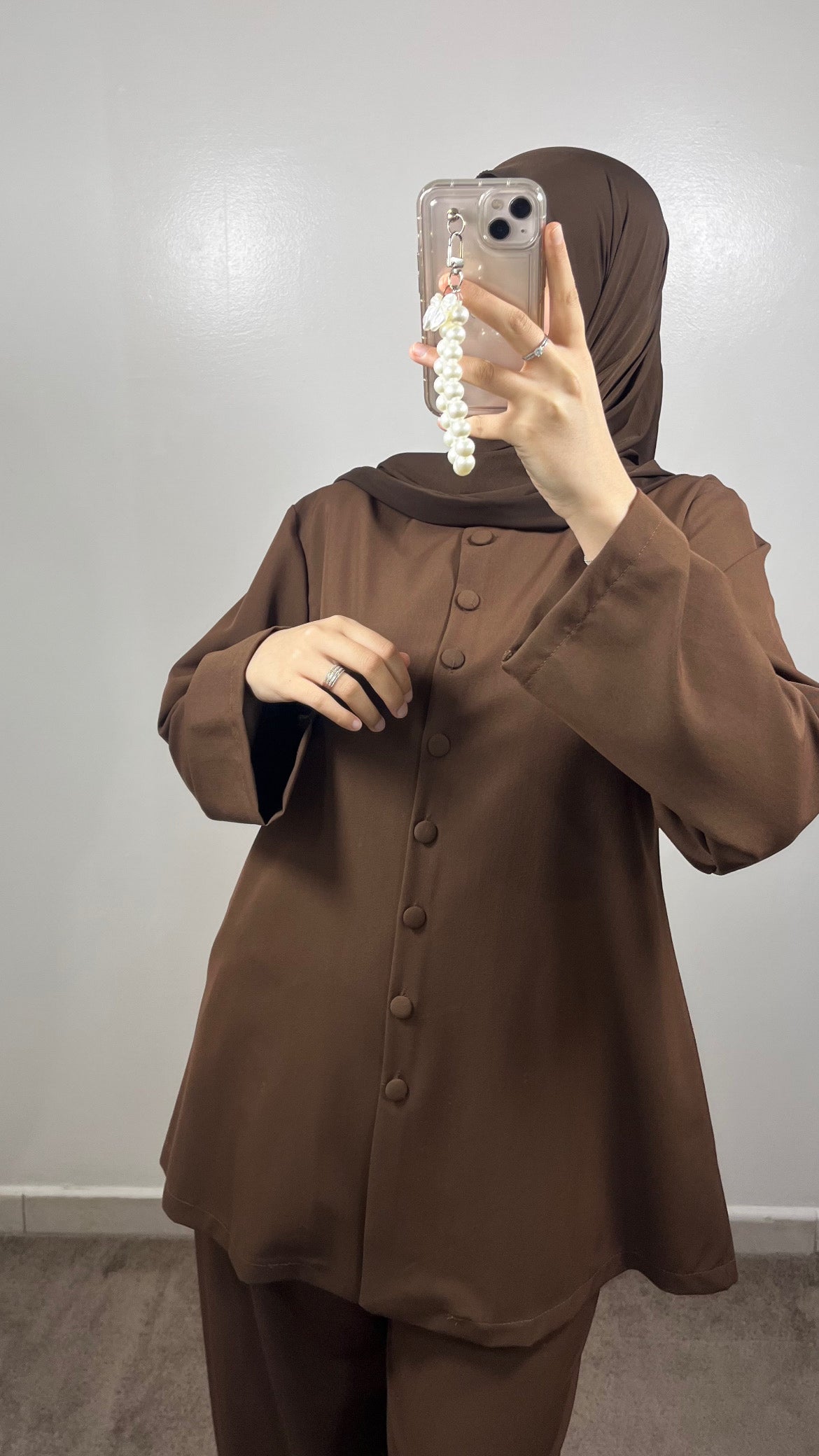 ENSEMBLE BOUTONNÉ MARRON