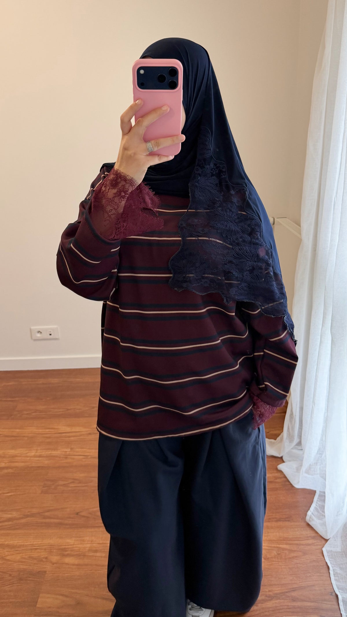 HIJAB JERSEY PREMIUM DENTELLE BLEU MARINE
